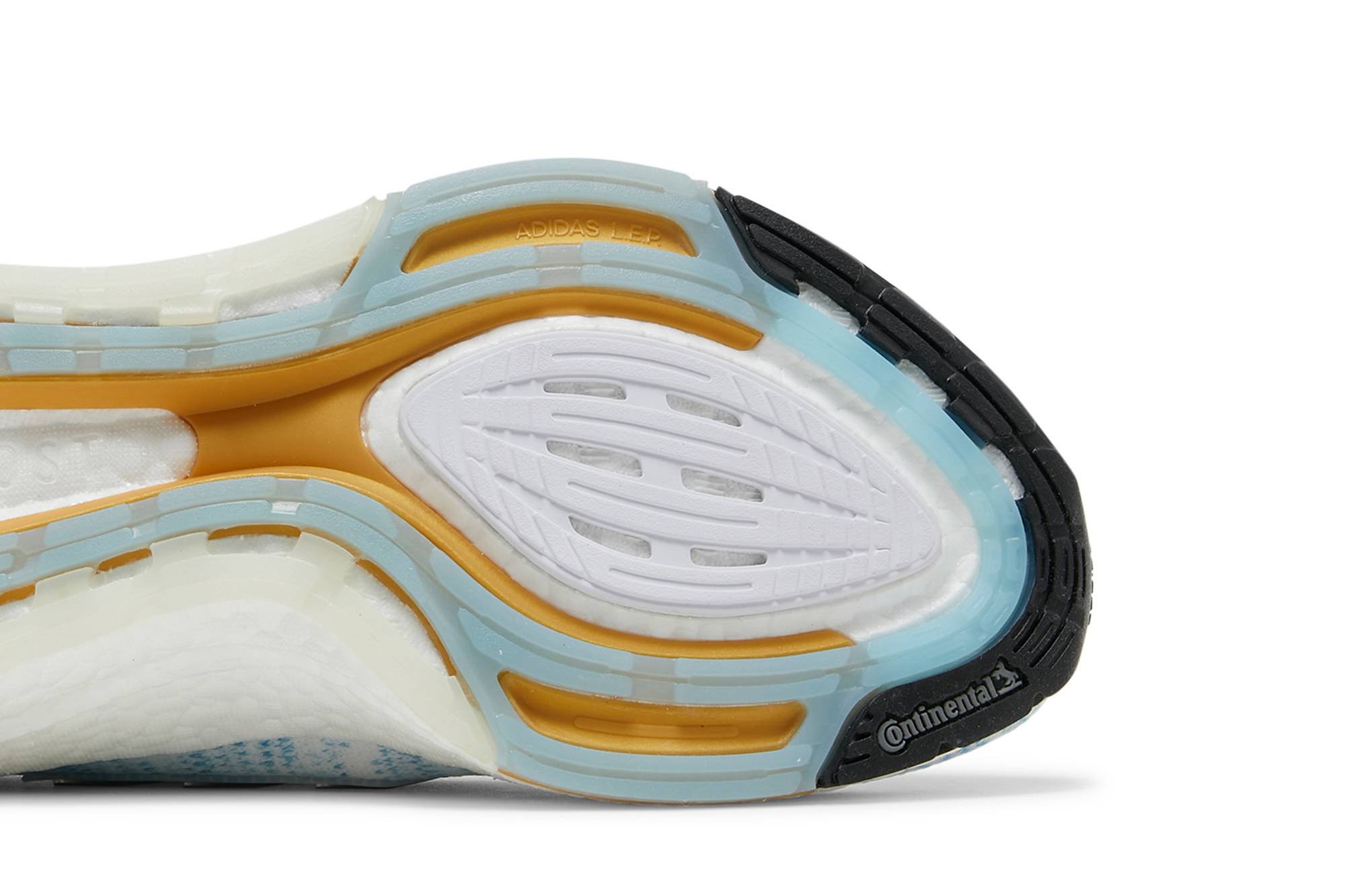 adidas UltraBoost 21 ‚White Clear Blue‘