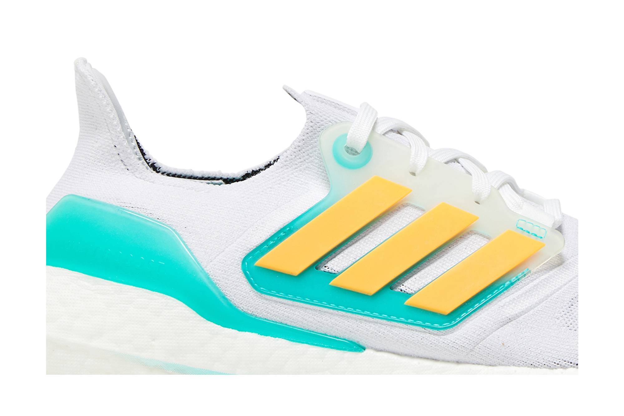 adidas UltraBoost 22 ‚White Mint Rush‘