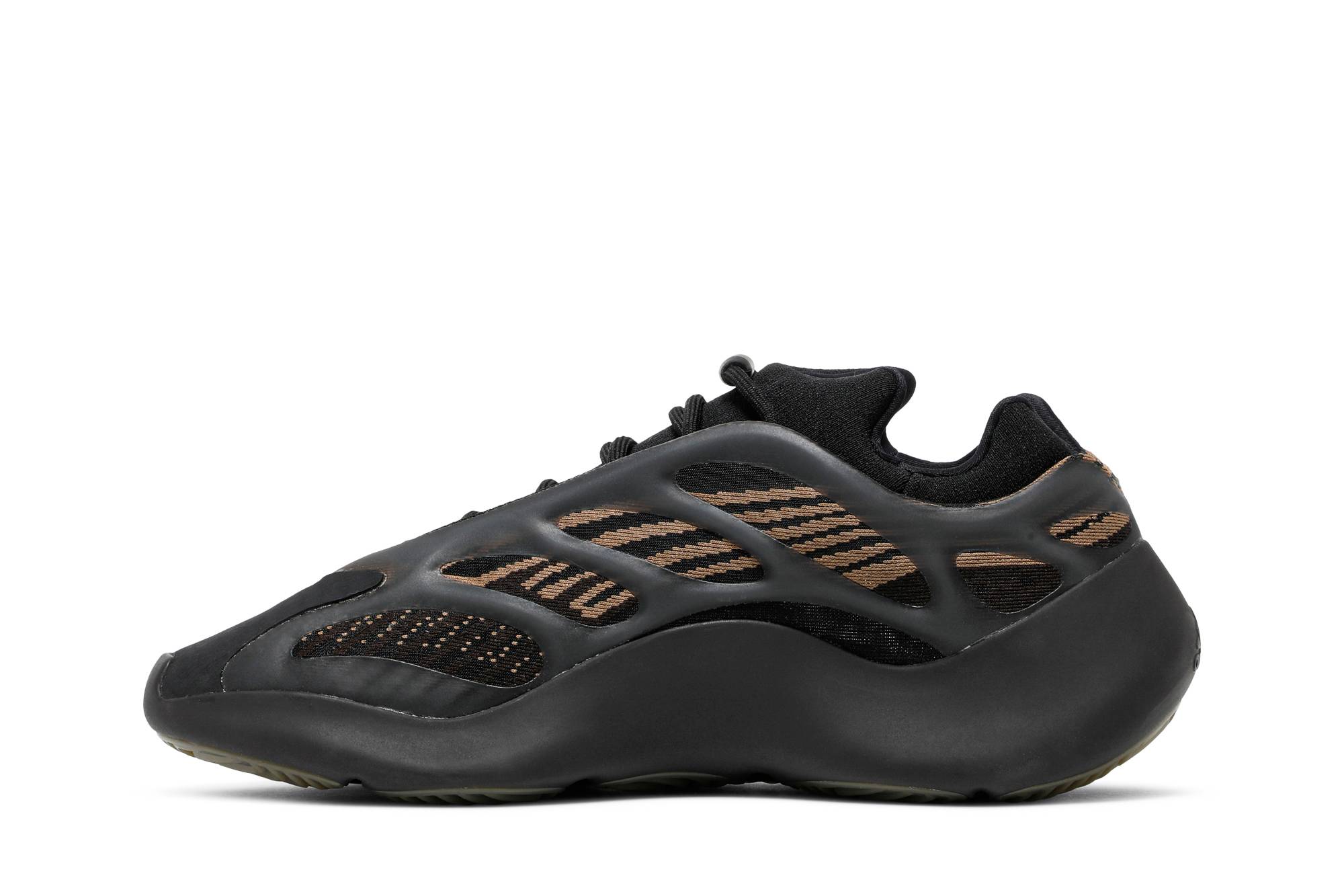 adidas Yeezy 700 V3 ‚Clay Brown‘