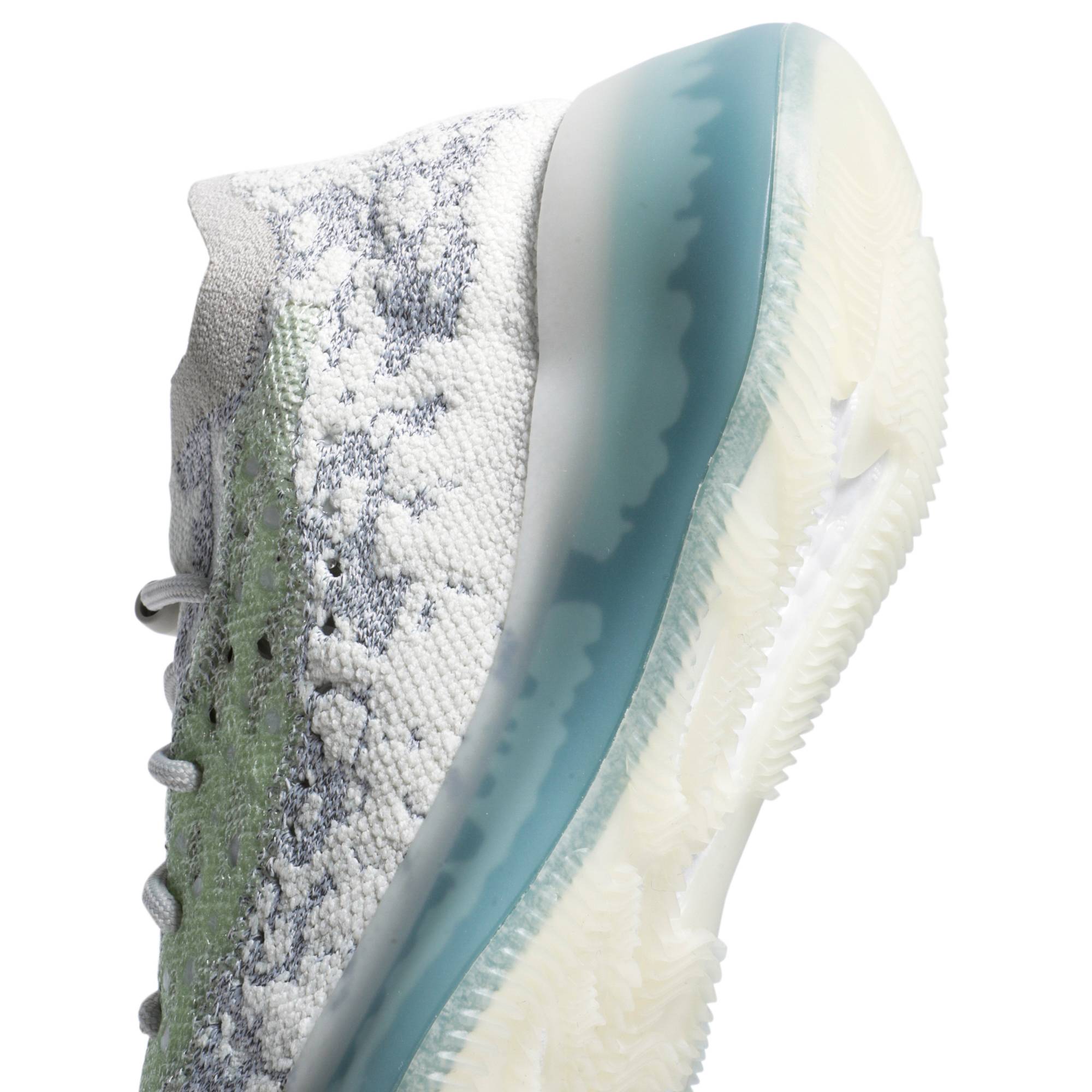 adidas Yeezy Boost 380 ‚Alien Blue‘