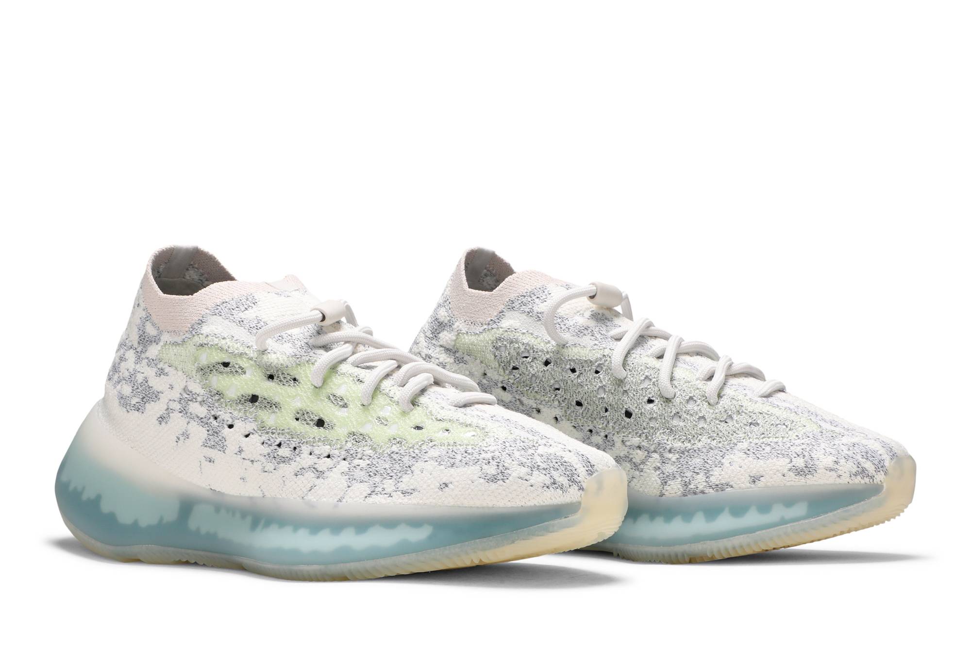 adidas Yeezy Boost 380 ‚Alien Blue‘