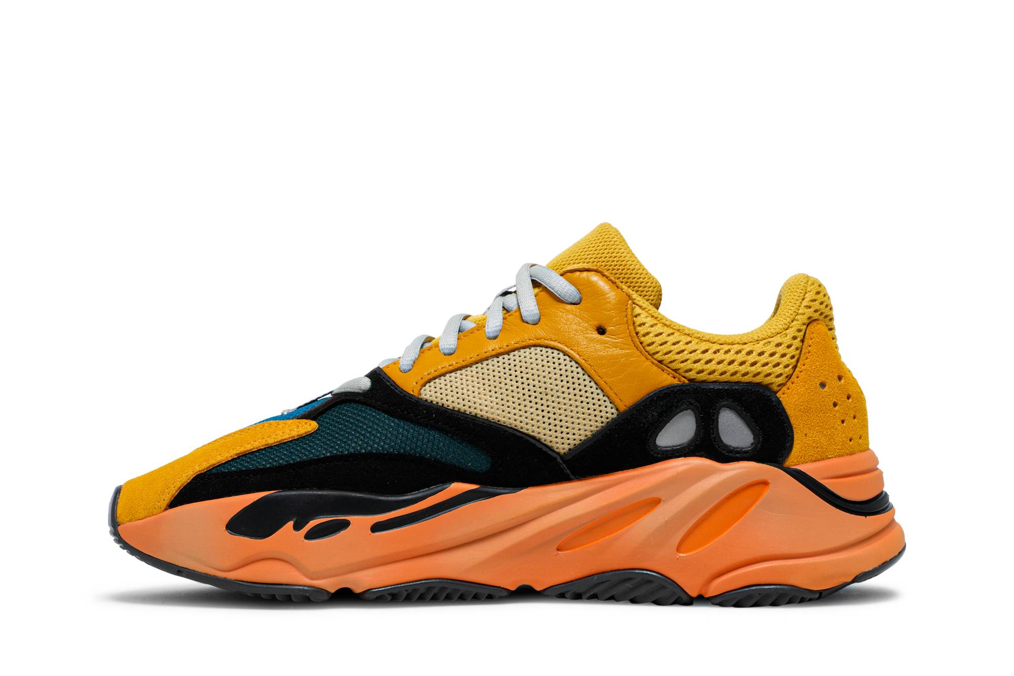 adidas Yeezy Boost 700 ‚Sun‘