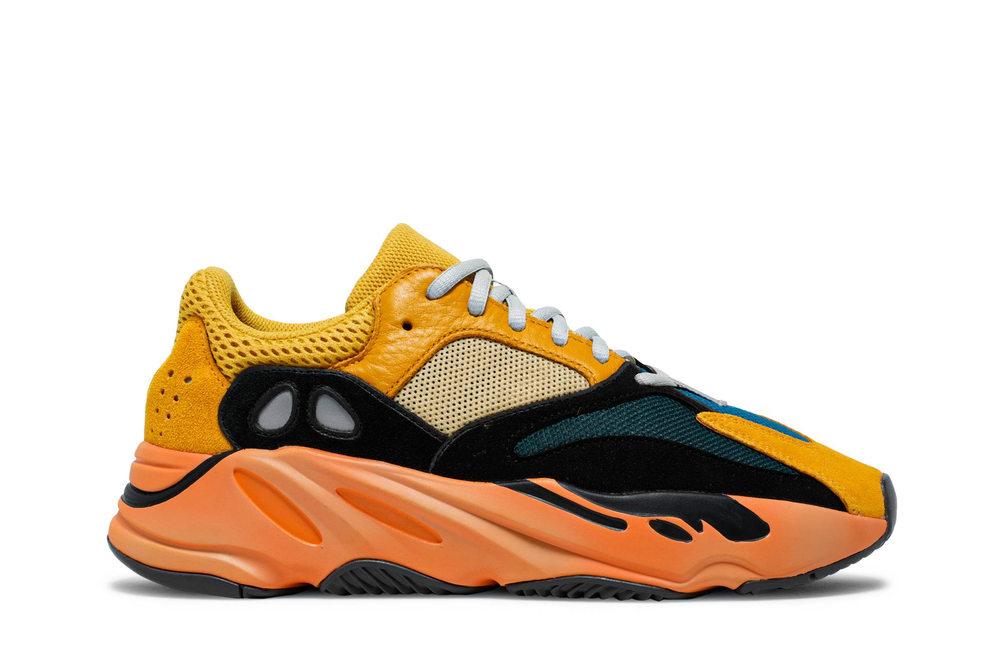 adidas Yeezy Boost 700 ‚Sun‘