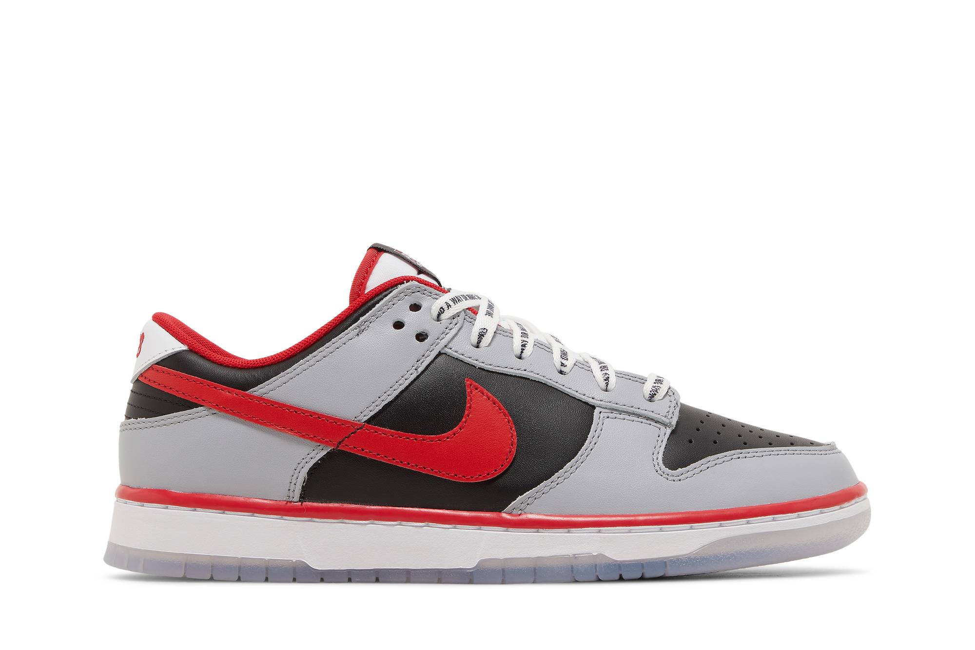 Clark Atlanta University x Nike Dunk Low ‚Find a Way or Make One‘