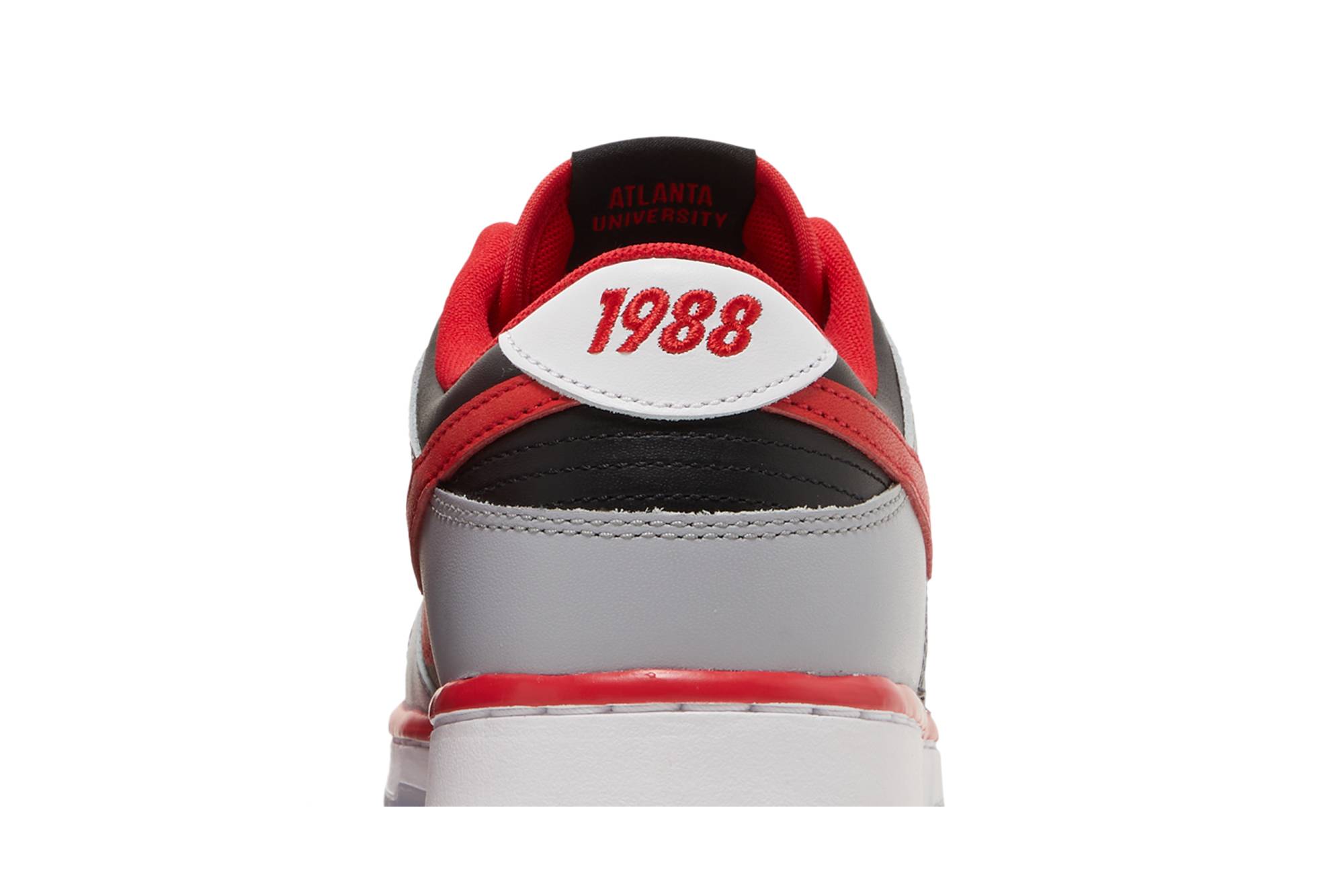 Clark Atlanta University x Nike Dunk Low ‚Find a Way or Make One‘