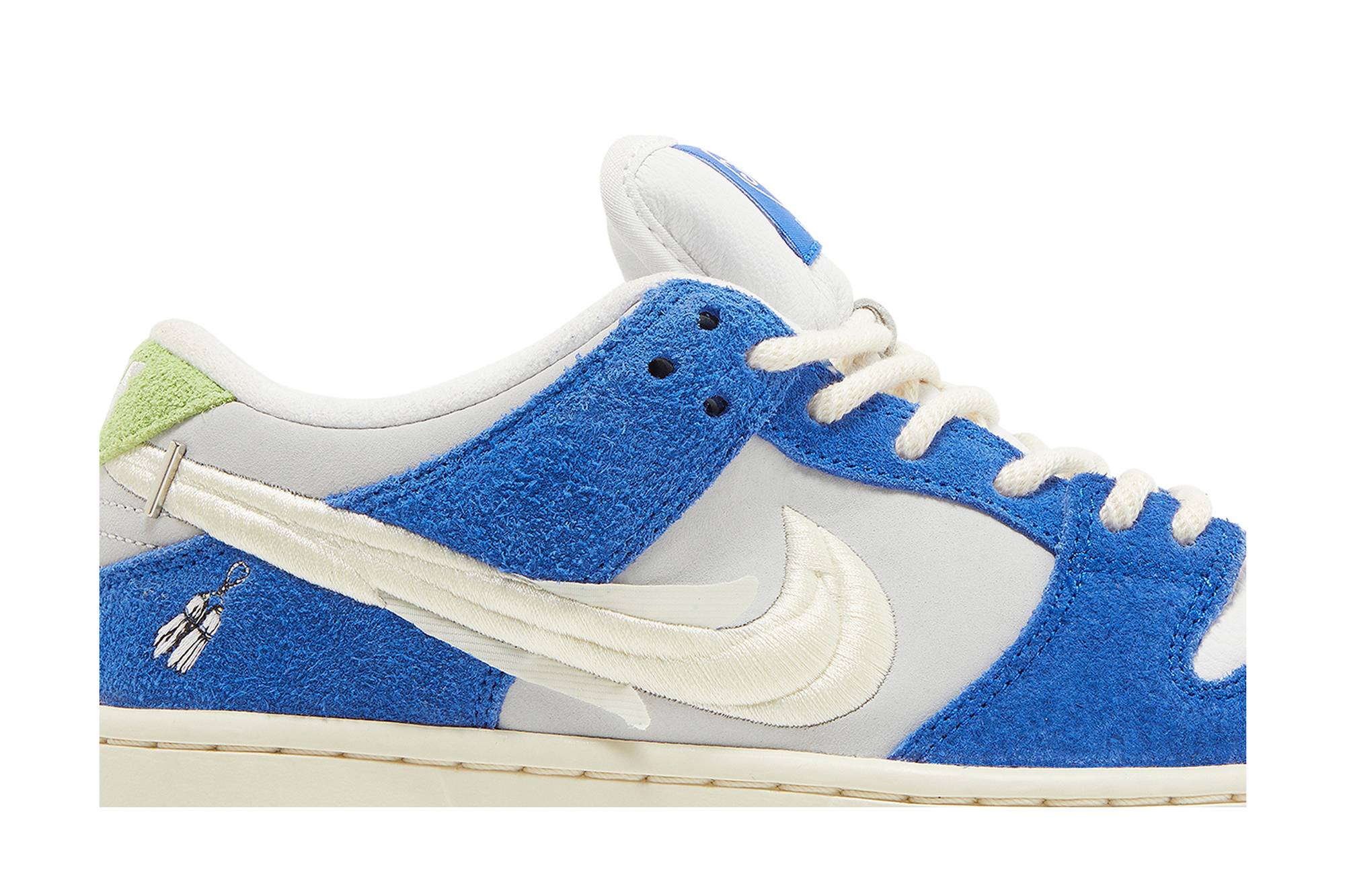 Fly Streetwear x Nike SB Dunk Low