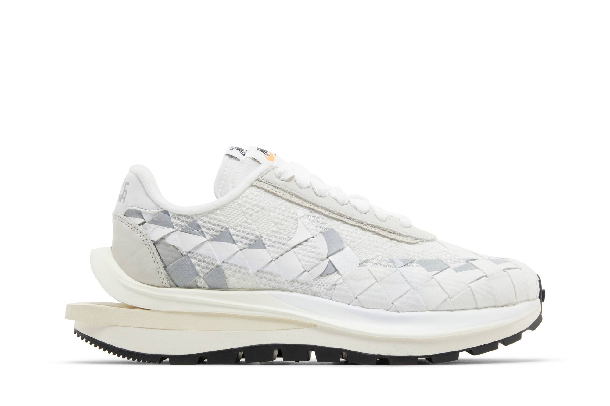 Jean Paul Gaultier x sacai x Nike VaporWaffle Woven ‚White‘