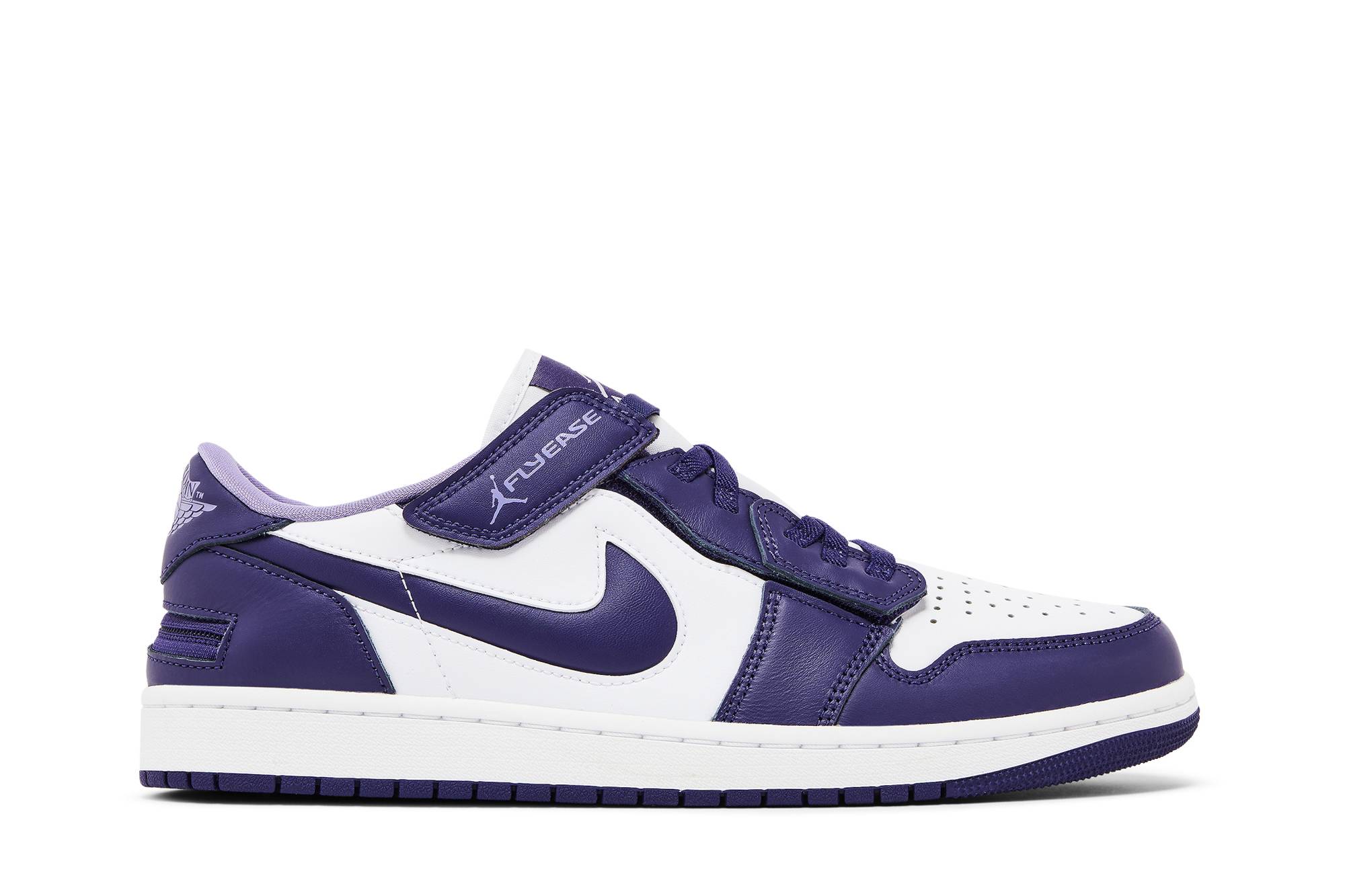 Jordan 1 Low FlyEase ‚Sky J Purple‘