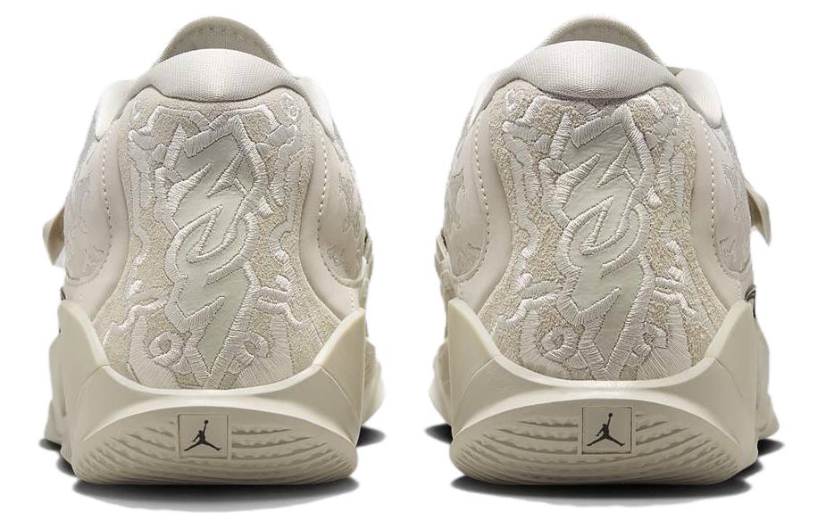 Jordan Zion 3 M.U.D. SE PF ‚Light Bone‘