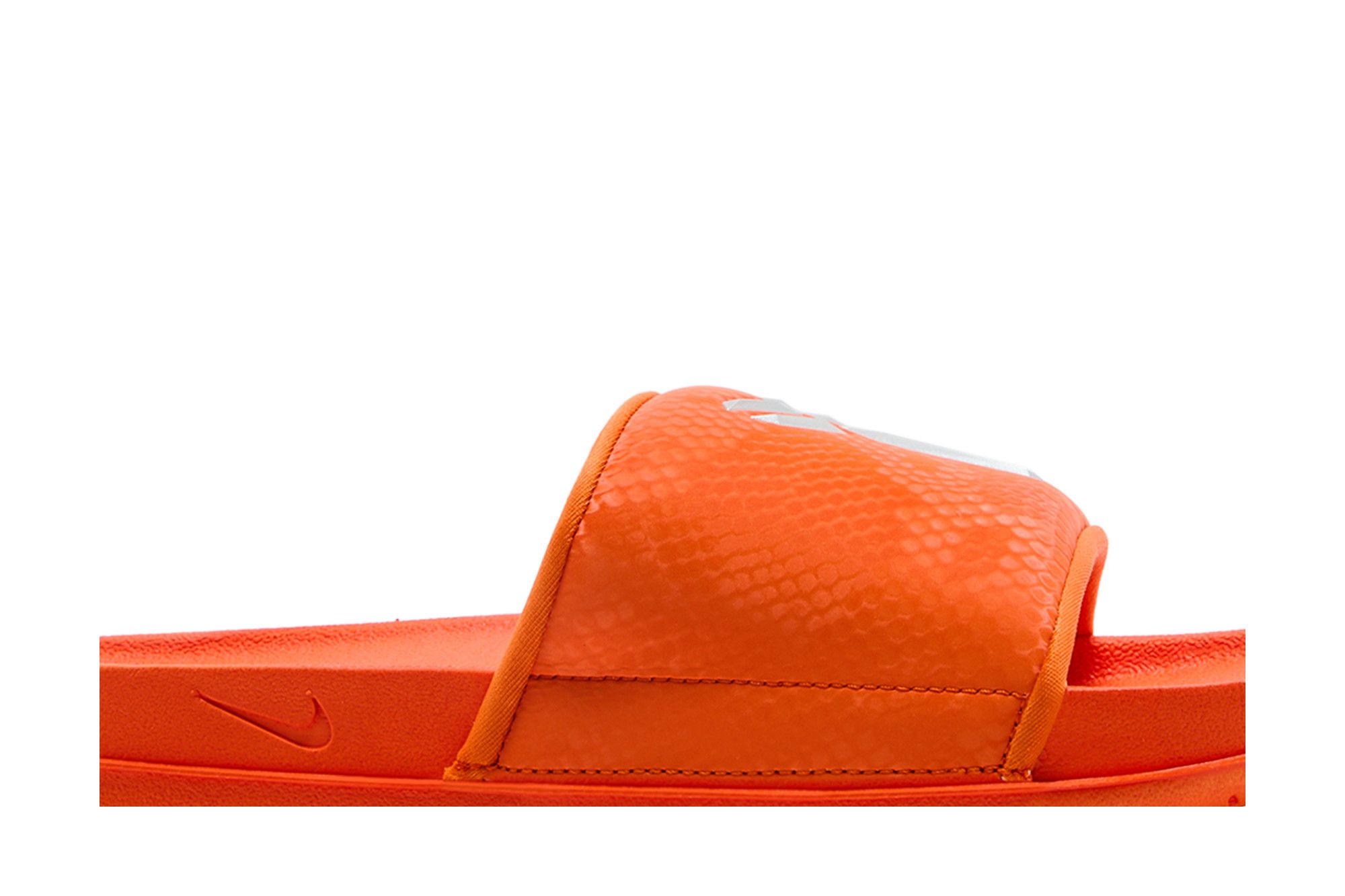 Kobe Bryant x Nike Offcourt Slide ‚Safety Orange‘