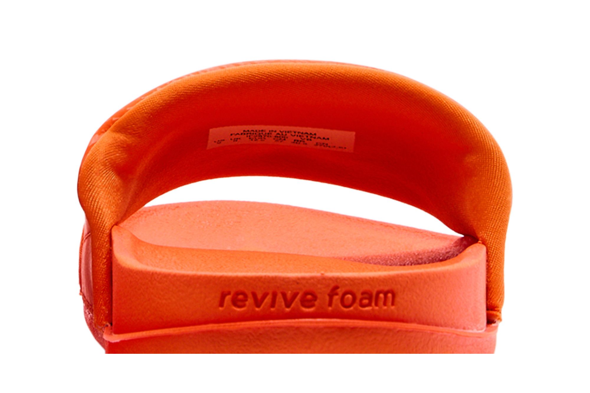 Kobe Bryant x Nike Offcourt Slide ‚Safety Orange‘