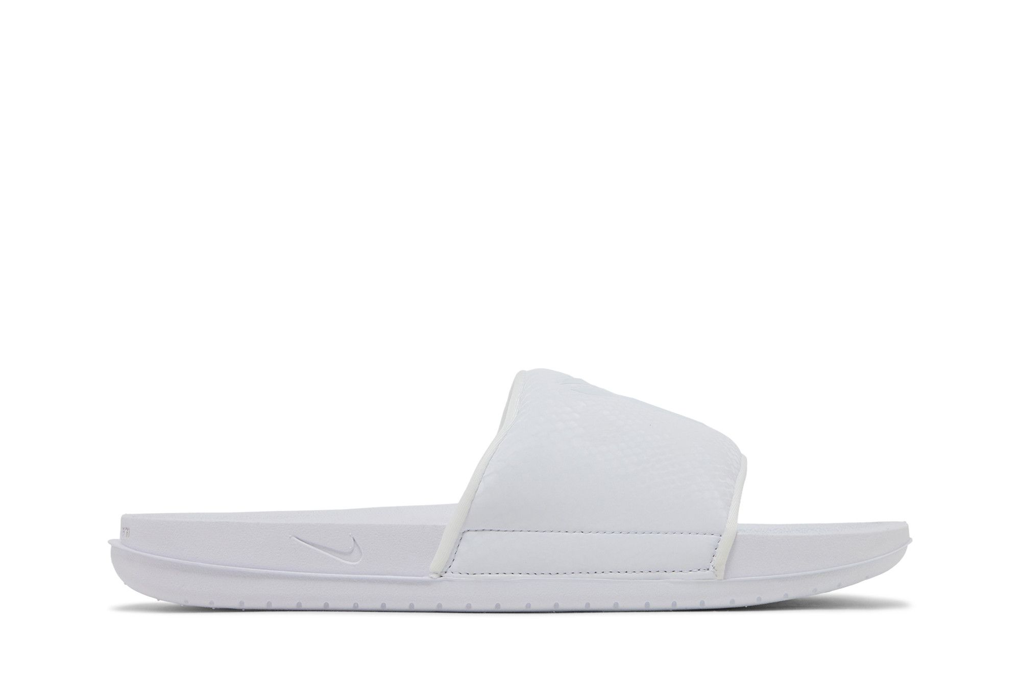 Kobe Bryant x Nike Offcourt Slide ‚Triple White‘