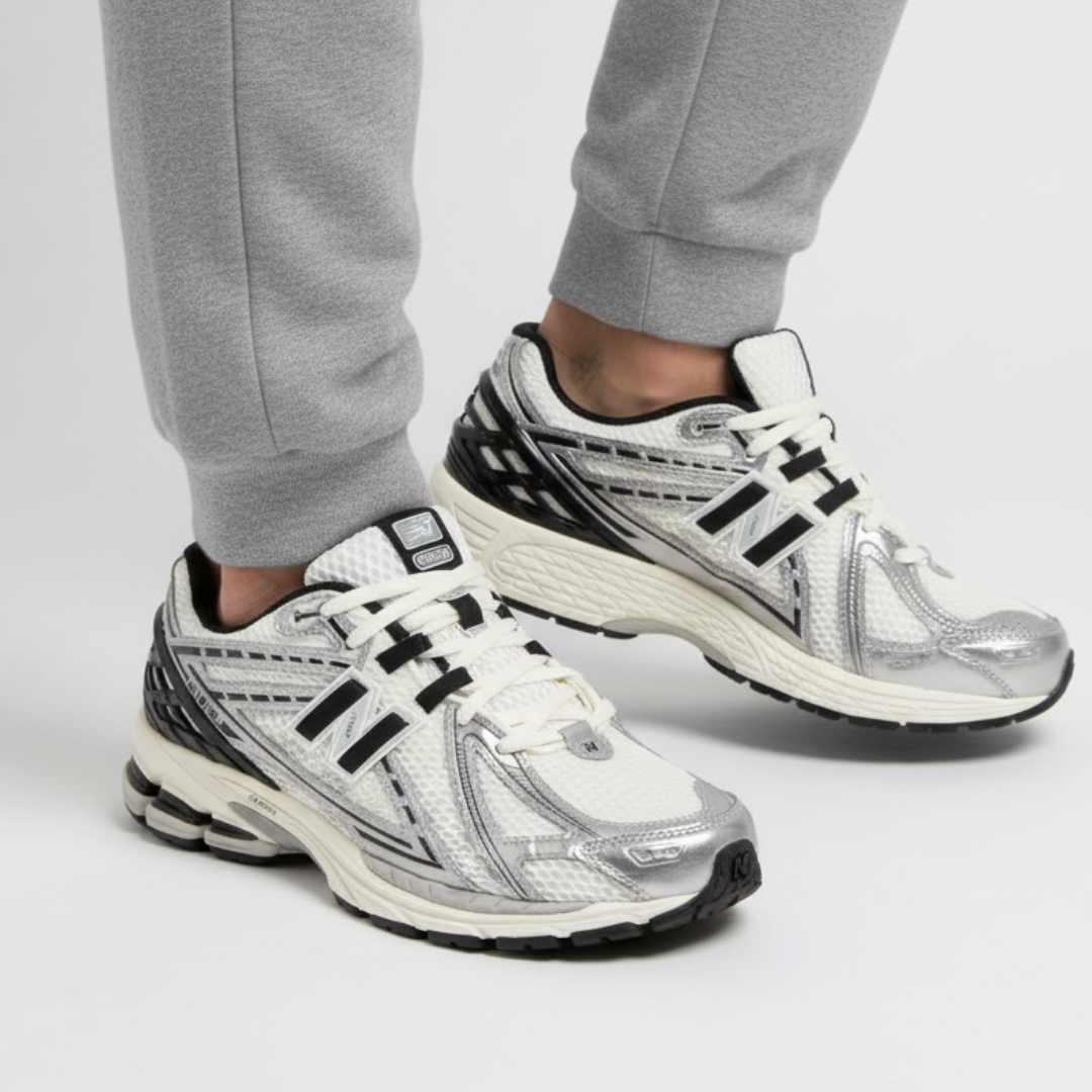 New Balance 1906R ‚Silver Metallic Black‘