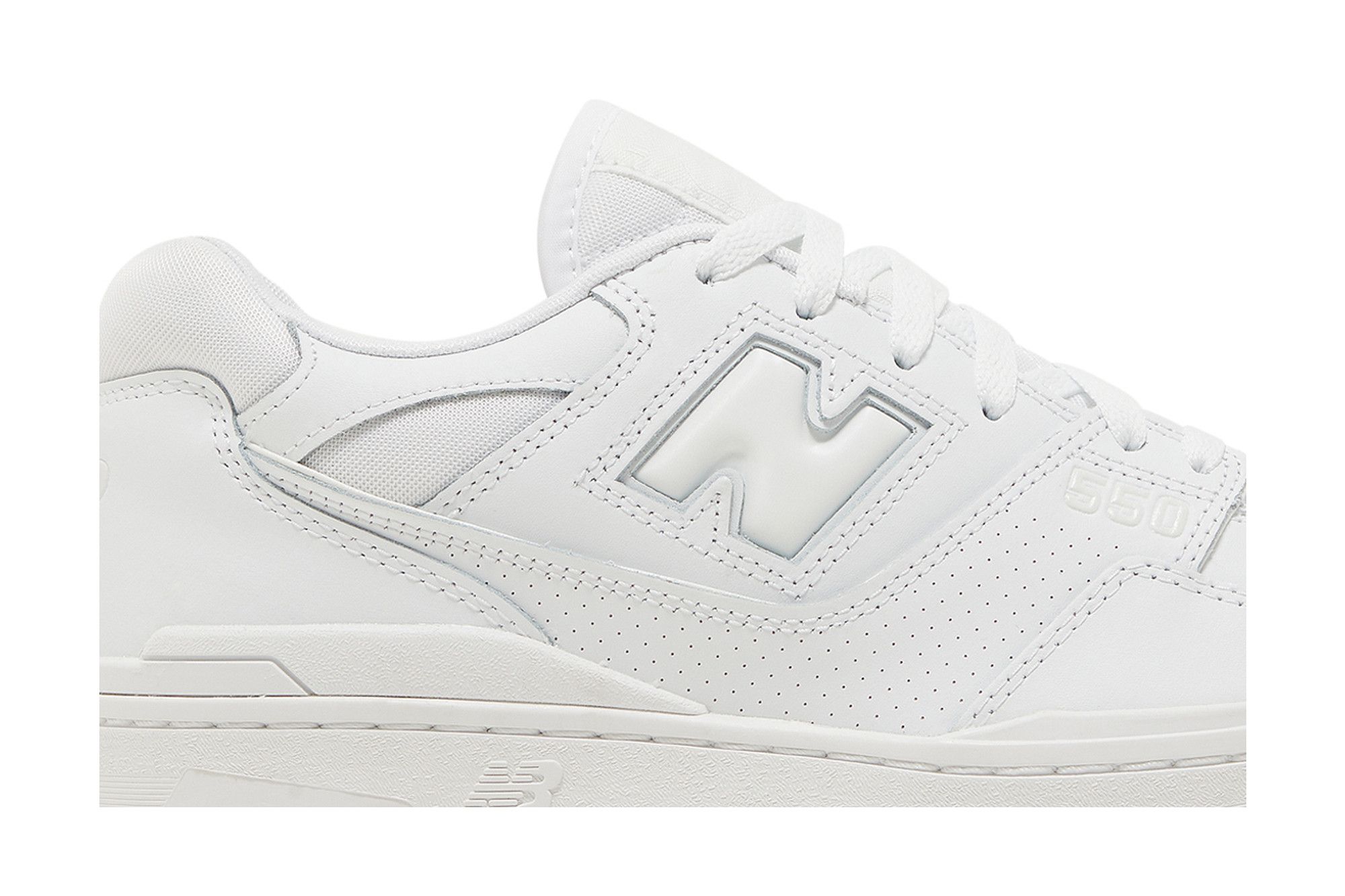 New Balance 550 ‚Triple White‘