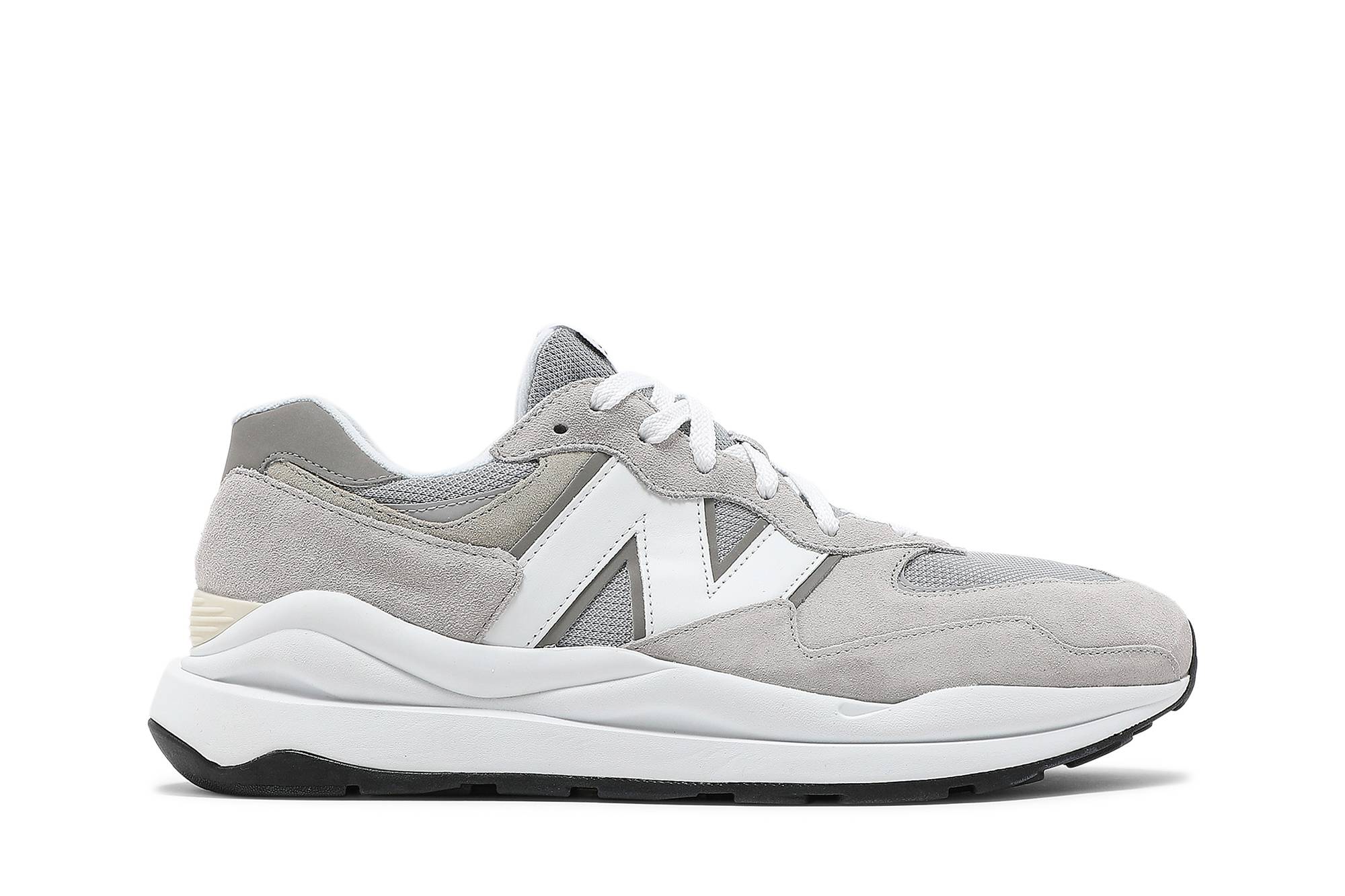 New Balance 57/40 ‚Rain Cloud‘