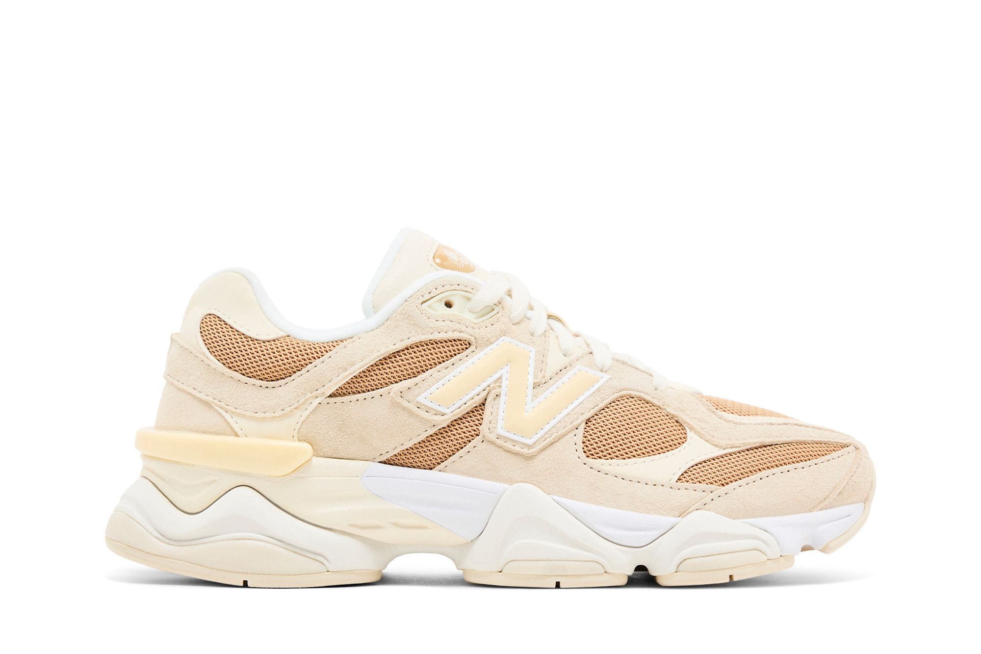 New Balance 9060 Champs Sports Exclusive ‚Sea Salt Beige‘