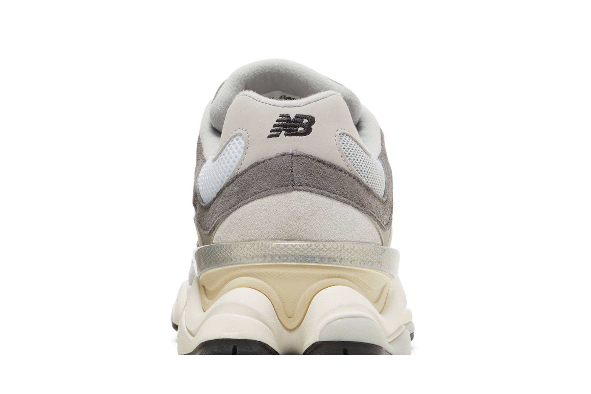 New Balance 9060 ‚Rain Cloud‘