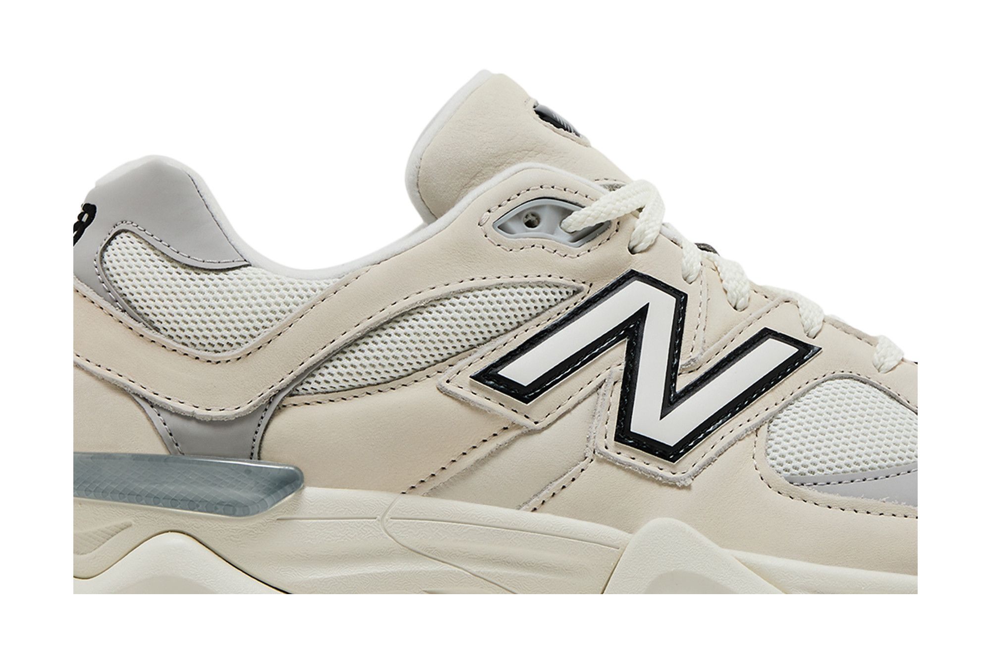 New Balance 9060 ‚Sea Salt Raincloud‘