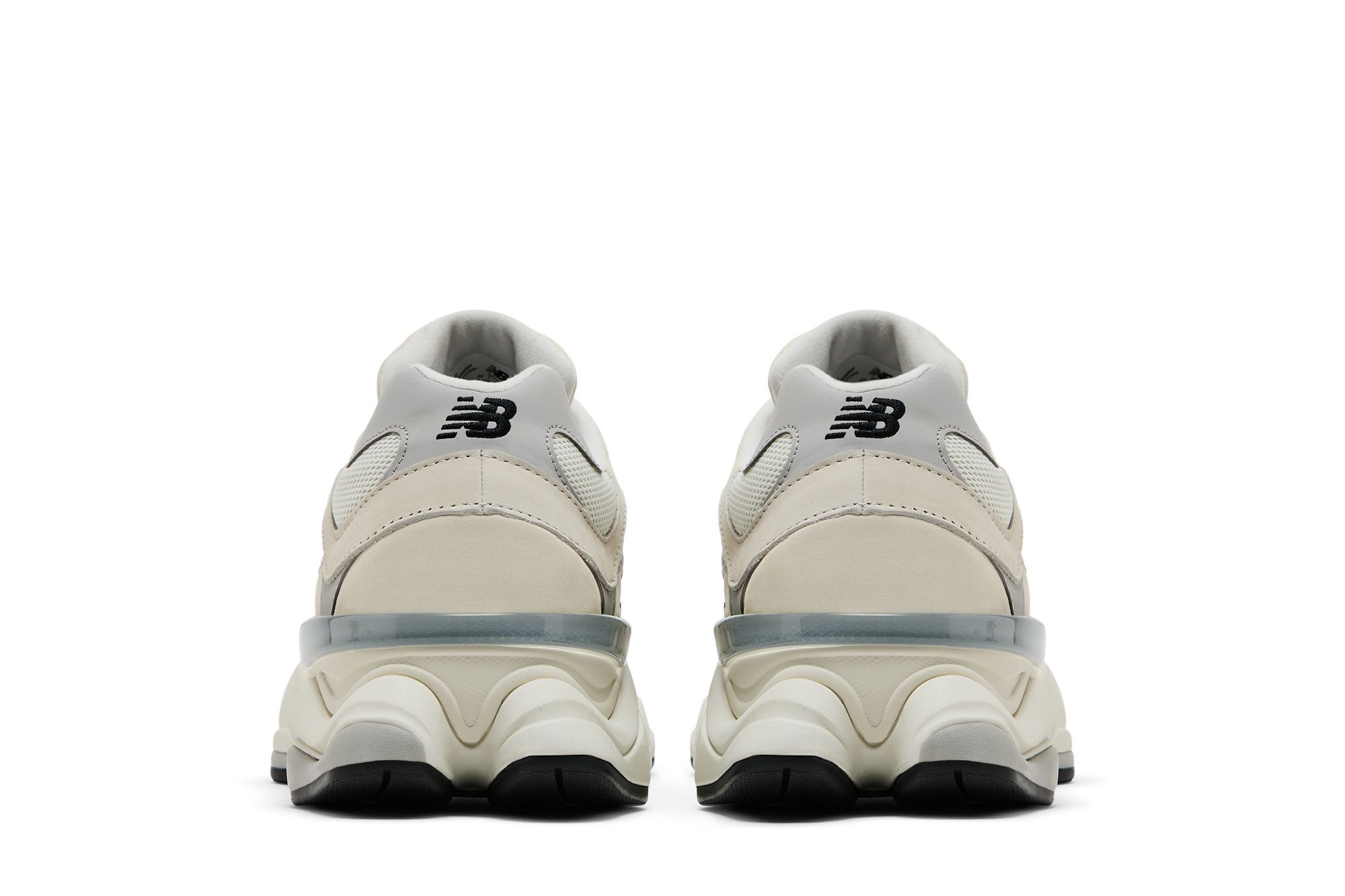 New Balance 9060 ‚Sea Salt Raincloud‘
