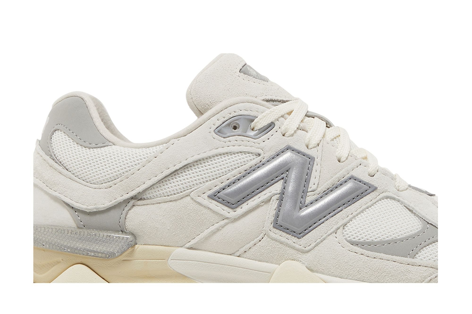 New Balance 9060 ‚Sea Salt White‘
