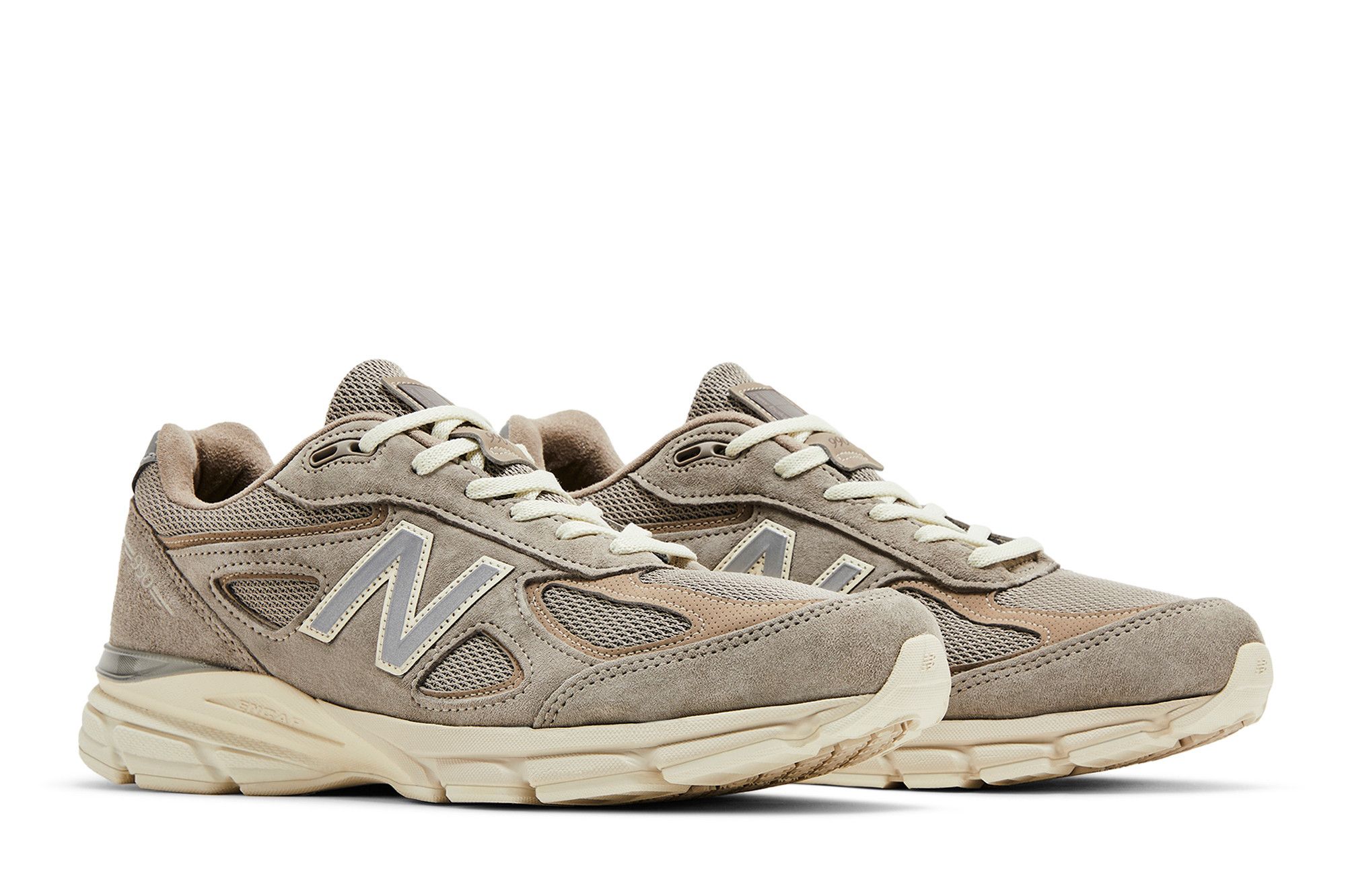 New Balance Kith x 990v4 Made in USA ‚Grey Cream‘