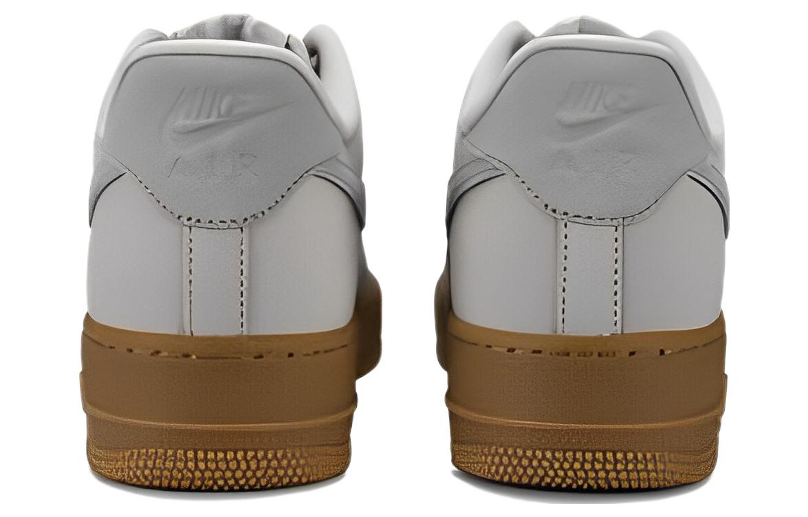 Nike Air Force 1 ’07 ‚Light Bone Gum‘