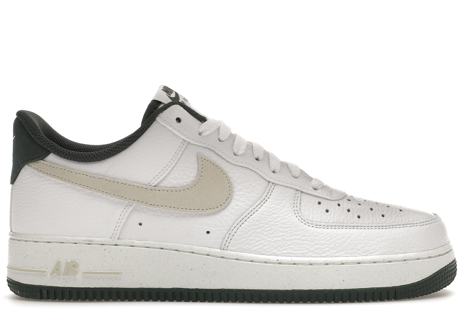 Nike Air Force 1 ’07 LV8 ‚Vintage Green‘