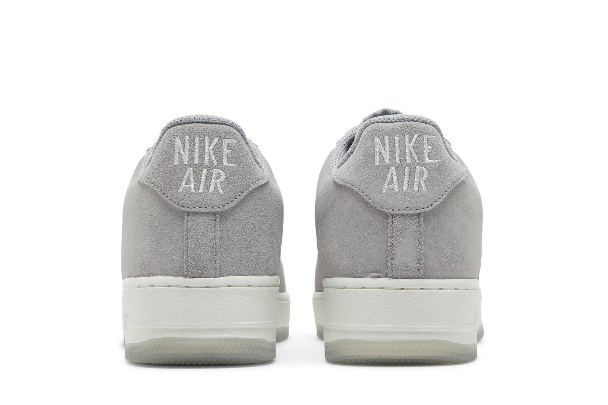 Nike Air Force 1 Low Retro ‚Light Smoke Grey‘