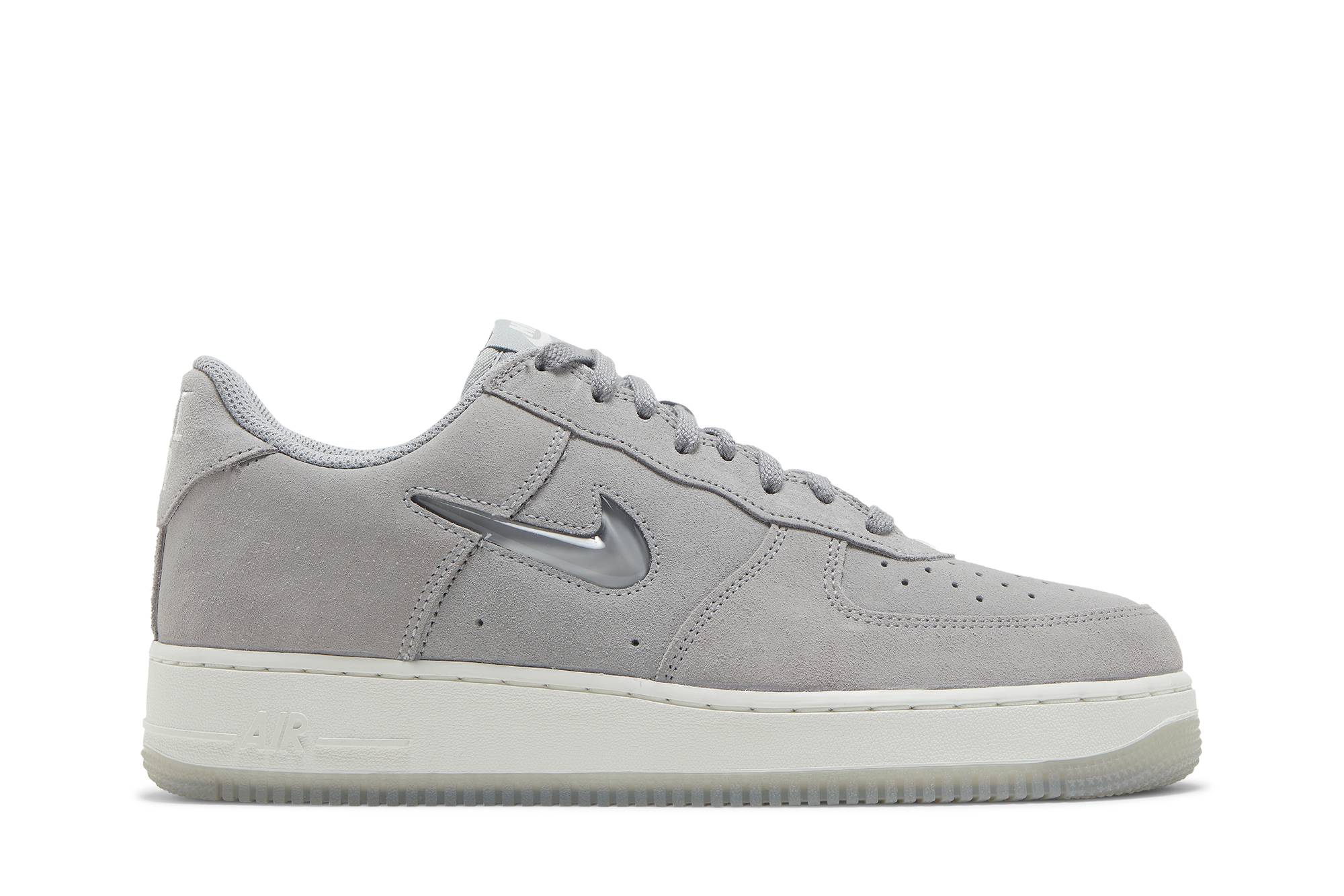 Nike Air Force 1 Low Retro ‚Light Smoke Grey‘