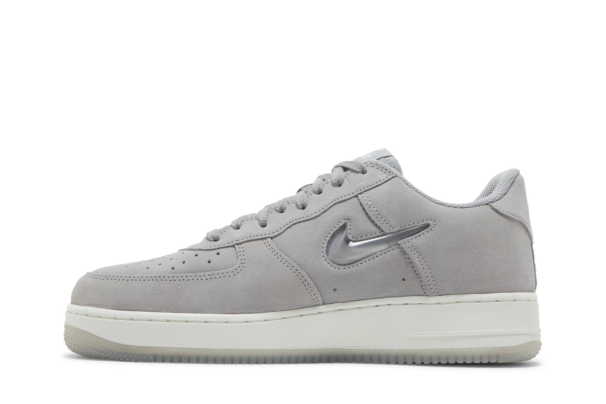 Nike Air Force 1 Low Retro ‚Light Smoke Grey‘