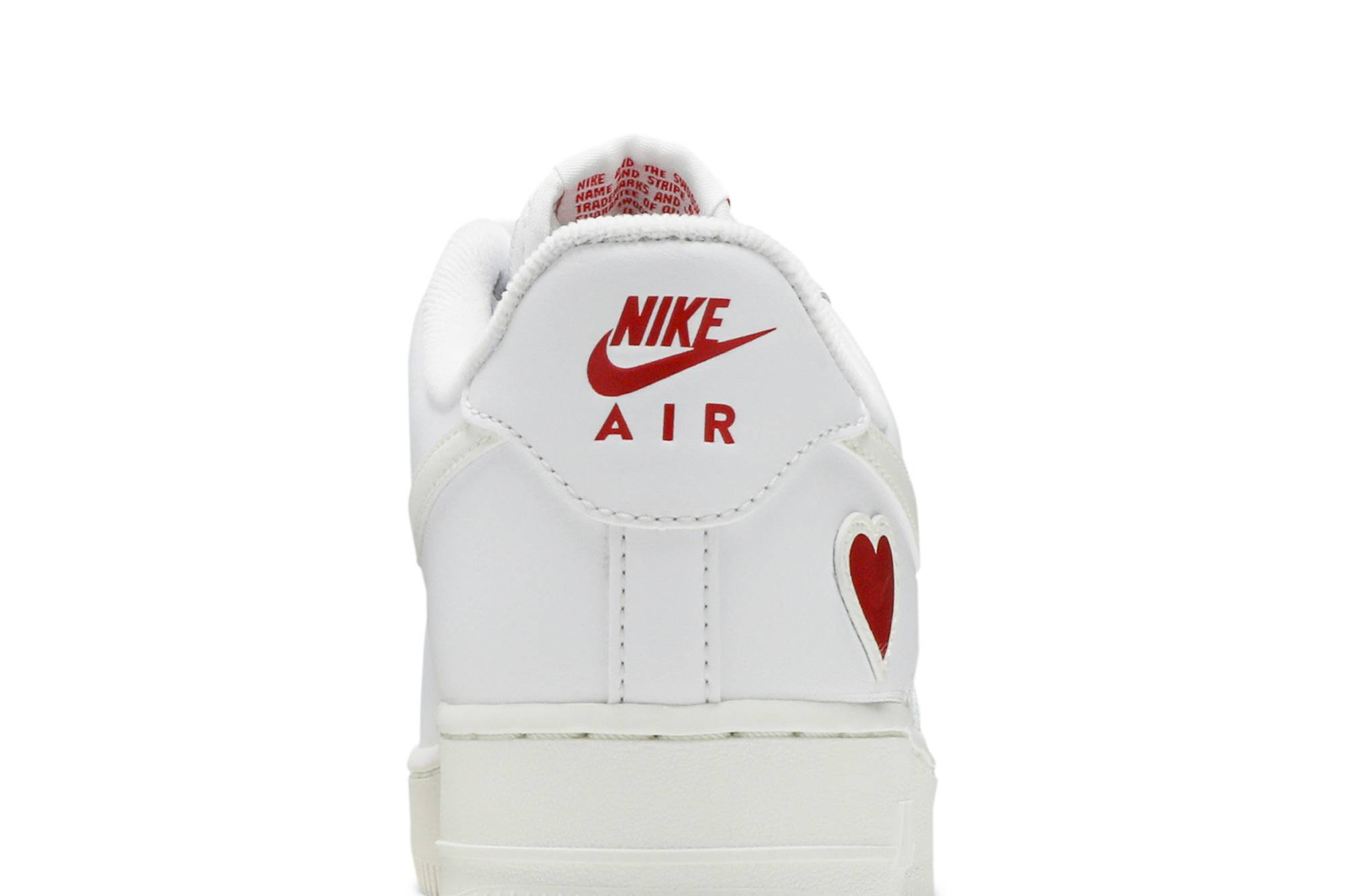 Nike Air Force 1 Low ‚Valentine’s Day‘