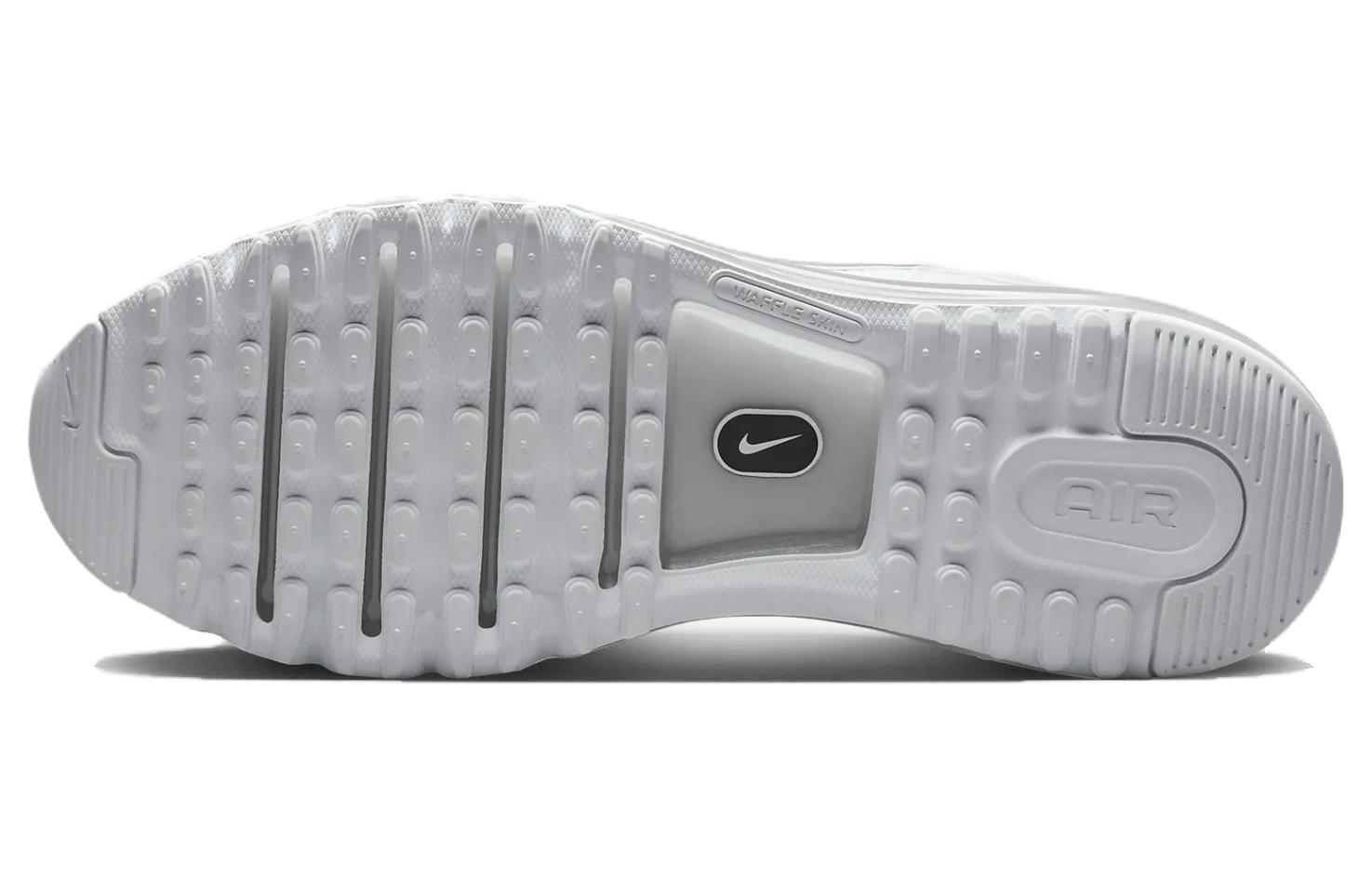 Nike Air Max 2013 ‚White Metallic Silver‘