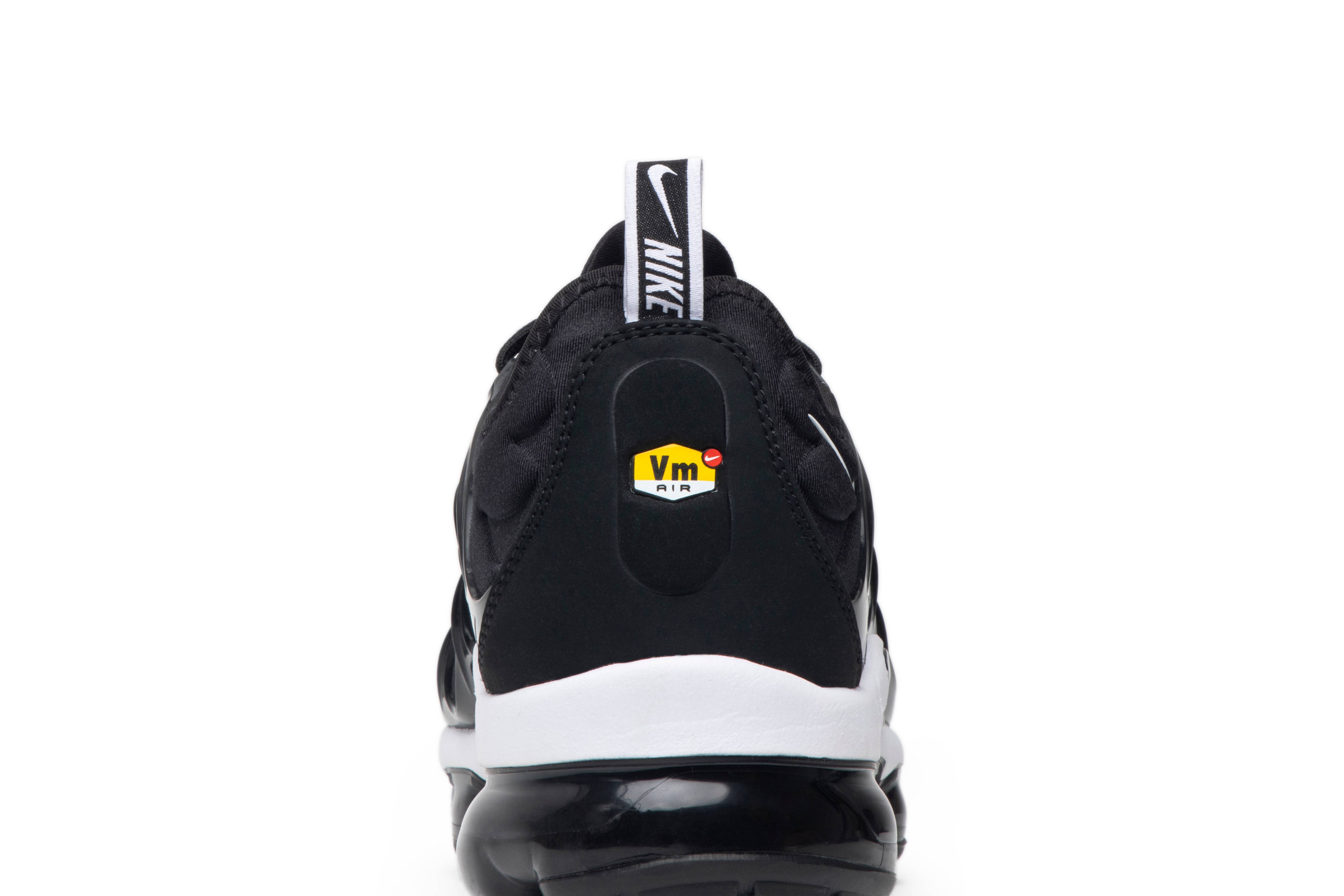 Nike Air VaporMax Plus Overbranding Black
