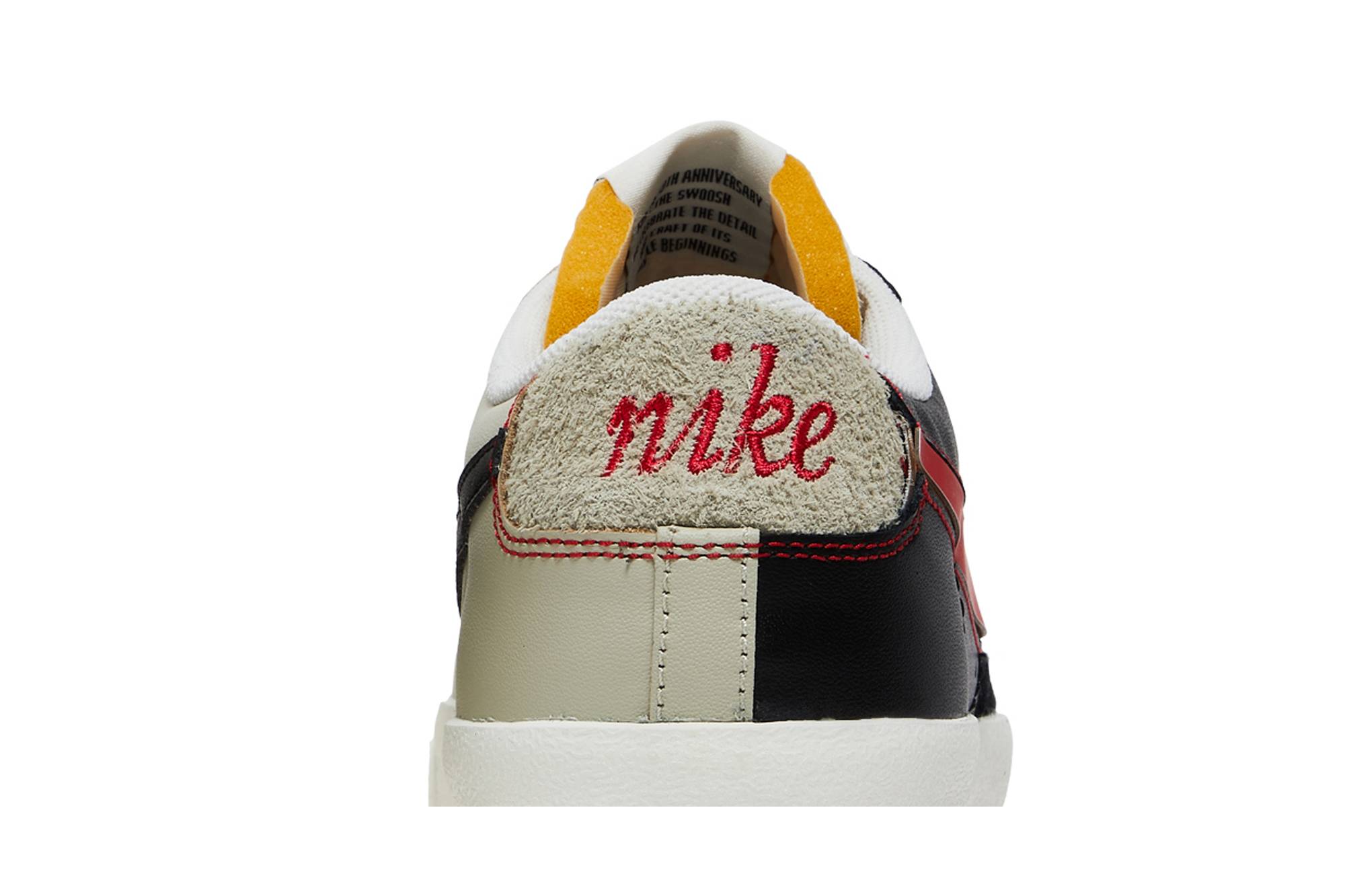 Nike Blazer Low ’77 Premium ‚Removable Swoosh - Black‘