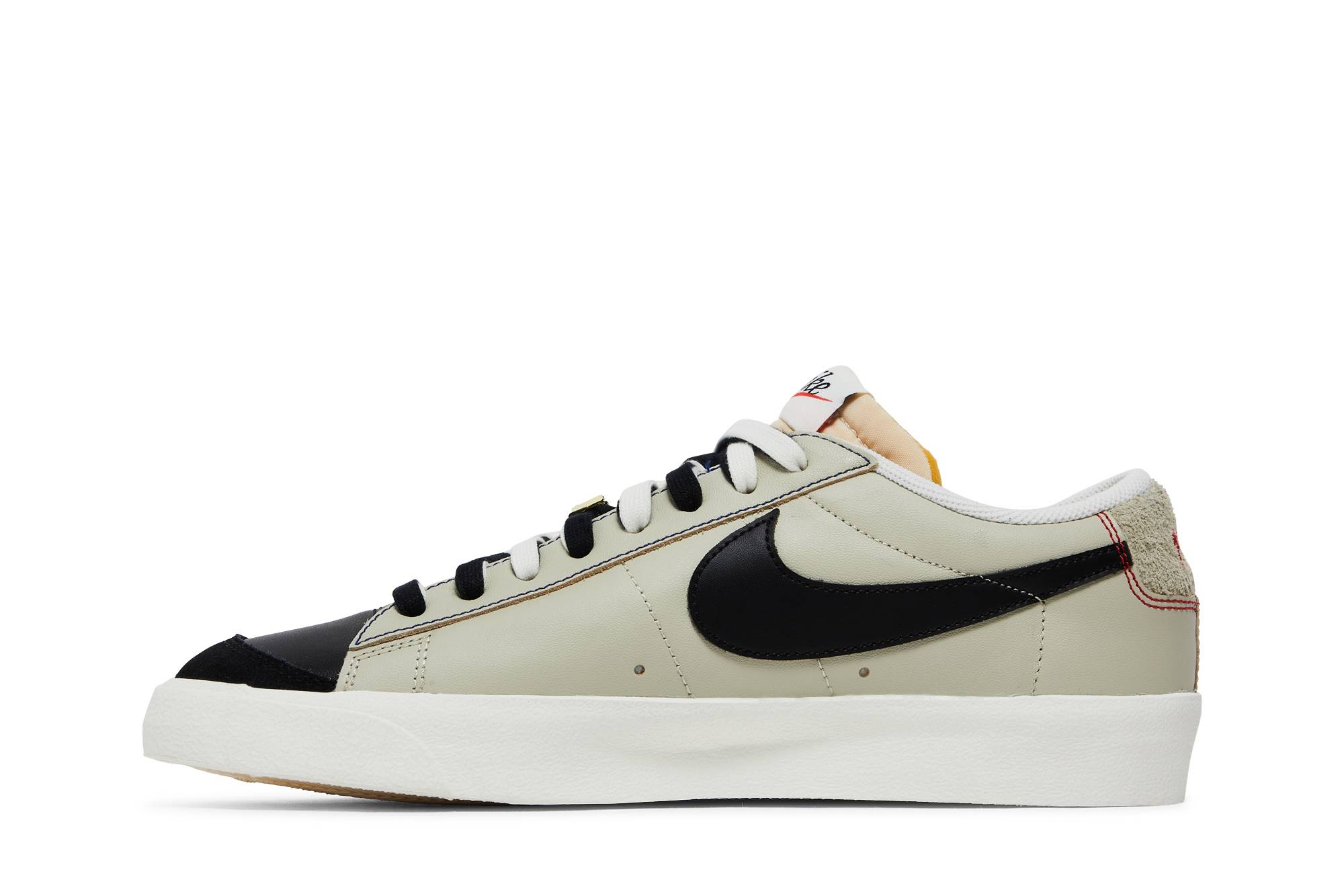 Nike Blazer Low ’77 Premium ‚Removable Swoosh - Black‘