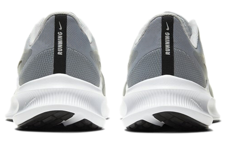 Nike Downshifter 10 ‚Particle Grey‘