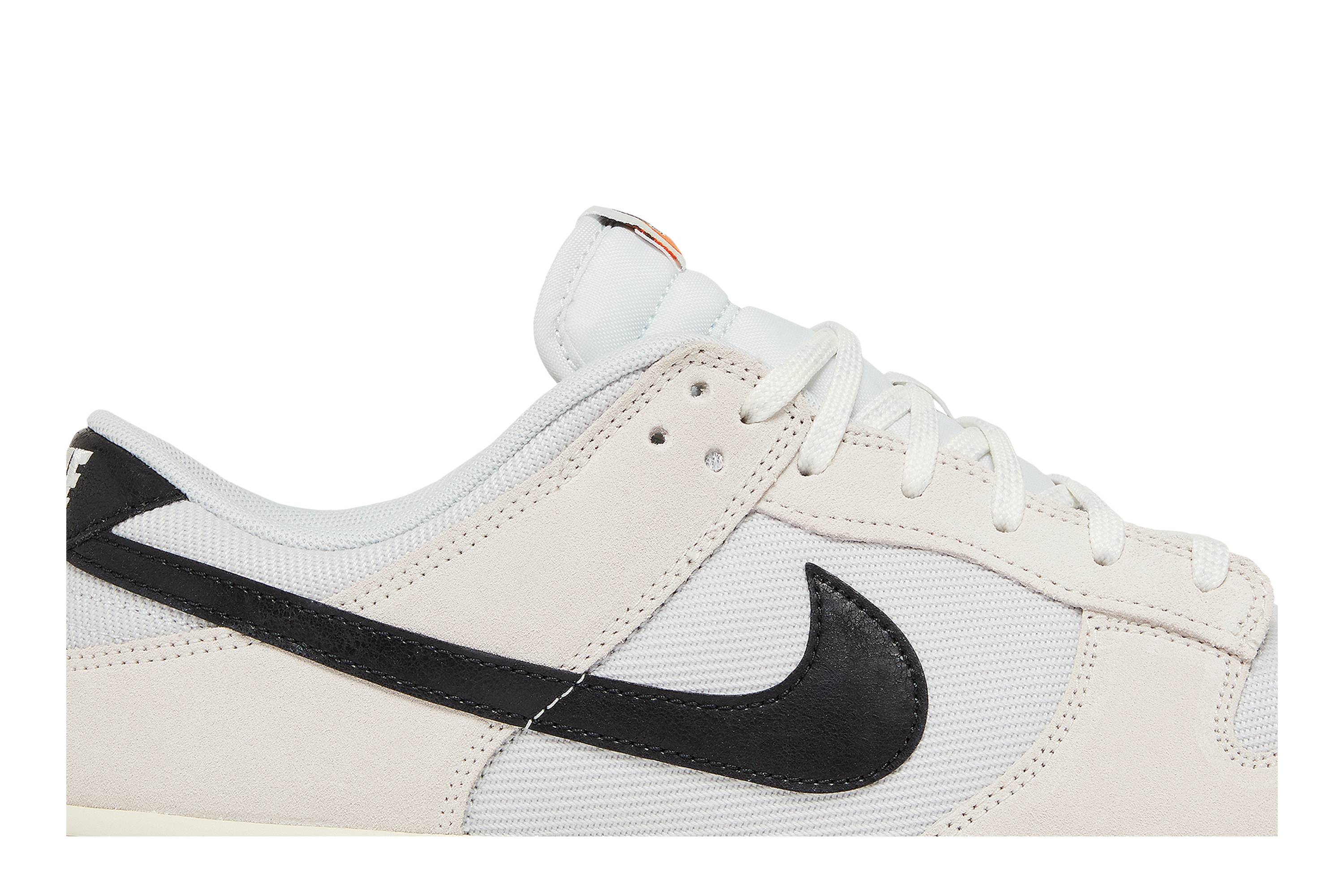 Nike Dunk Low ‚Certified Fresh‘