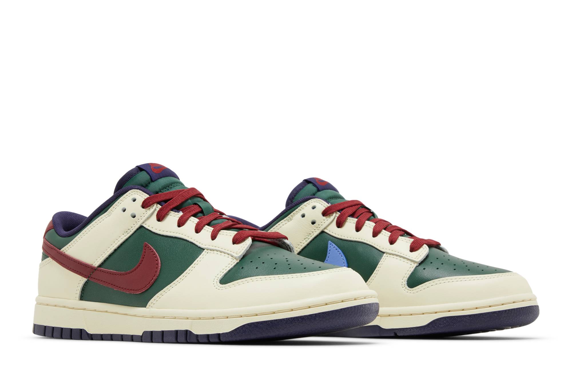 Nike Dunk Low ‚From Nike, To You - Gorge Green‘