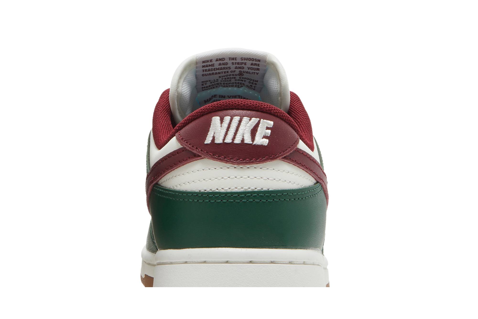 Nike Dunk Low ‚Gorge Green Team Red‘