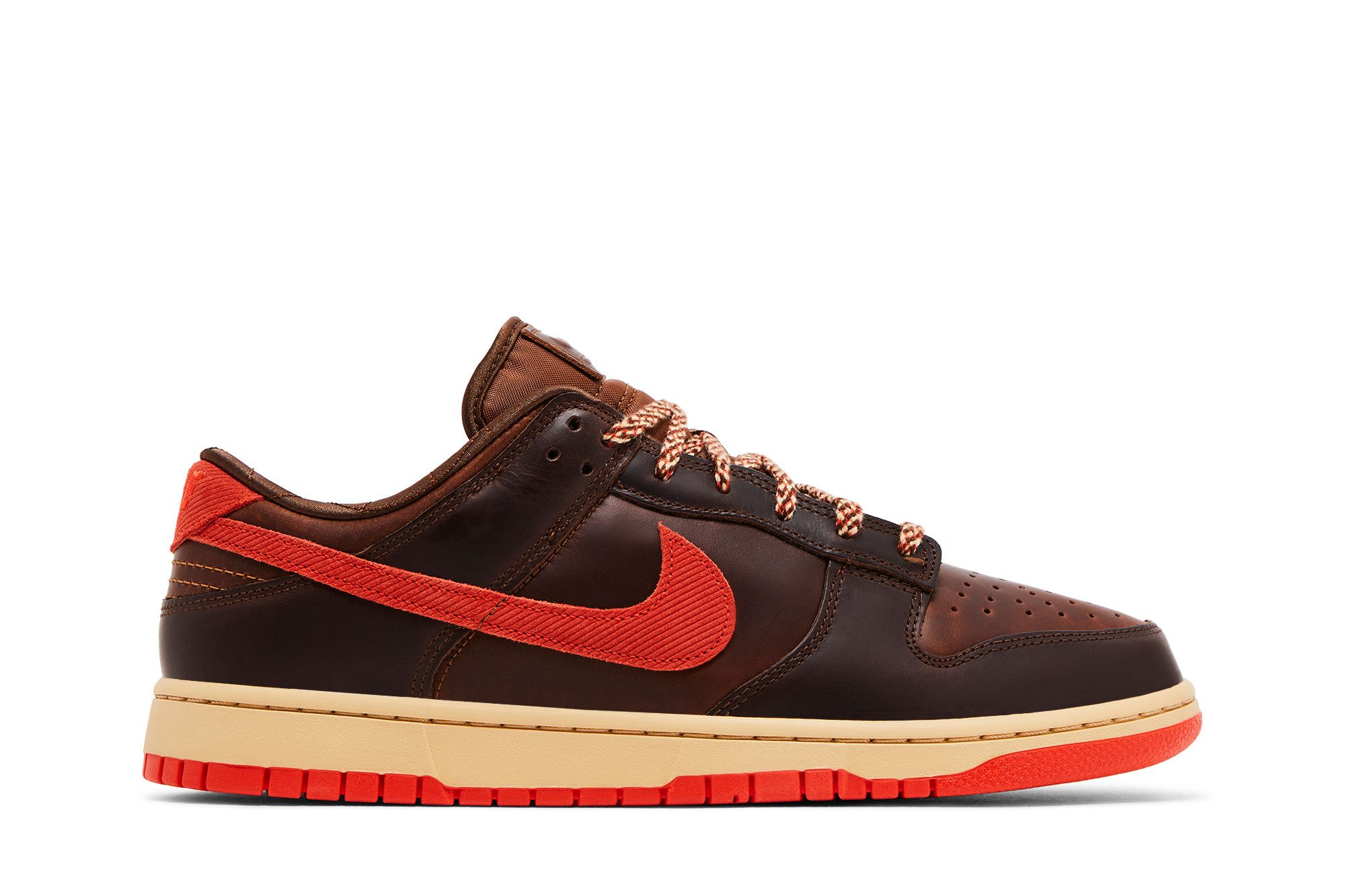 Nike Dunk Low ‚Light British Brown‘