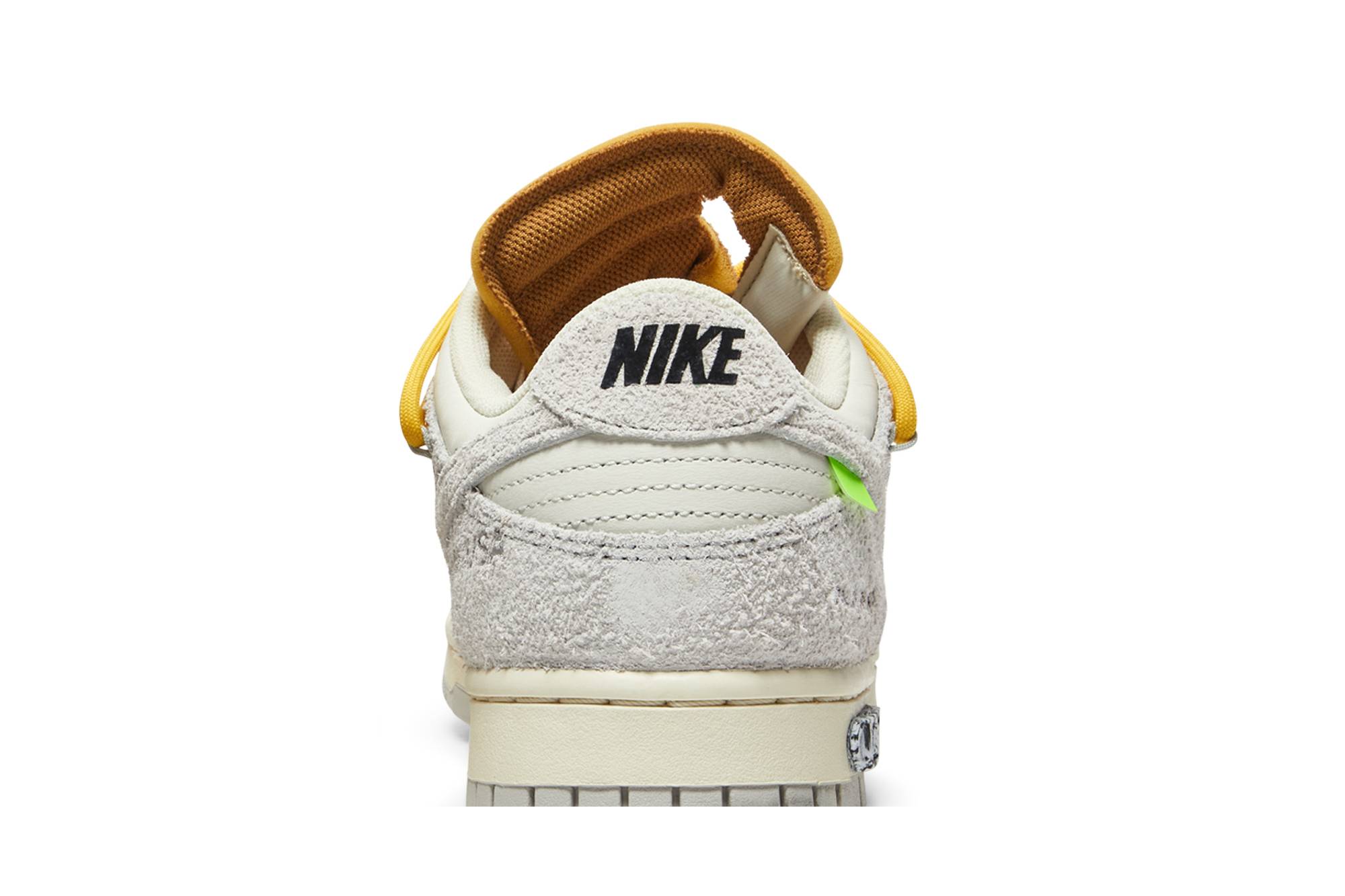 Nike Dunk Low ‚Off-White Lot 39‘