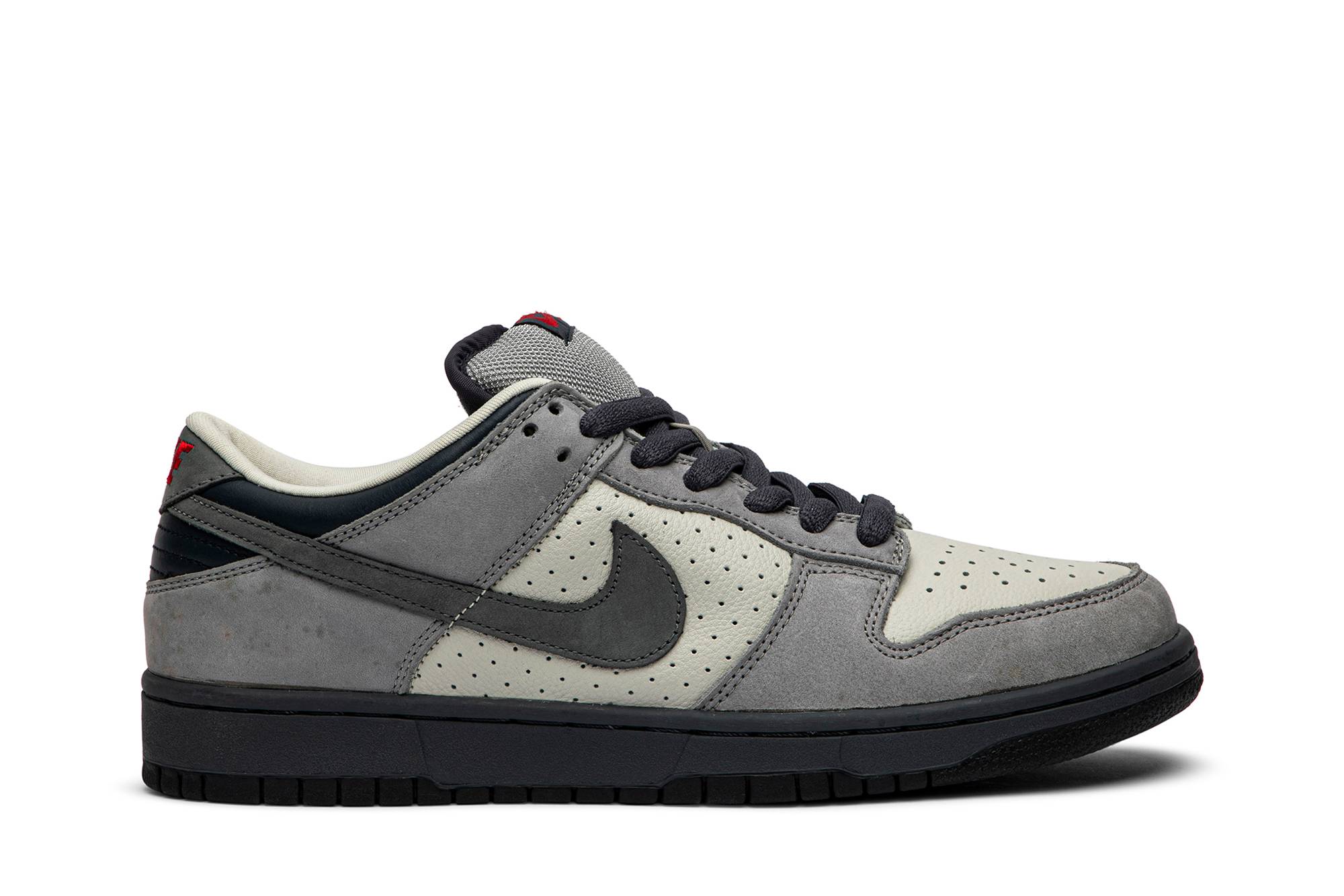 Nike Dunk Low Pro SB ‚Band Aid‘