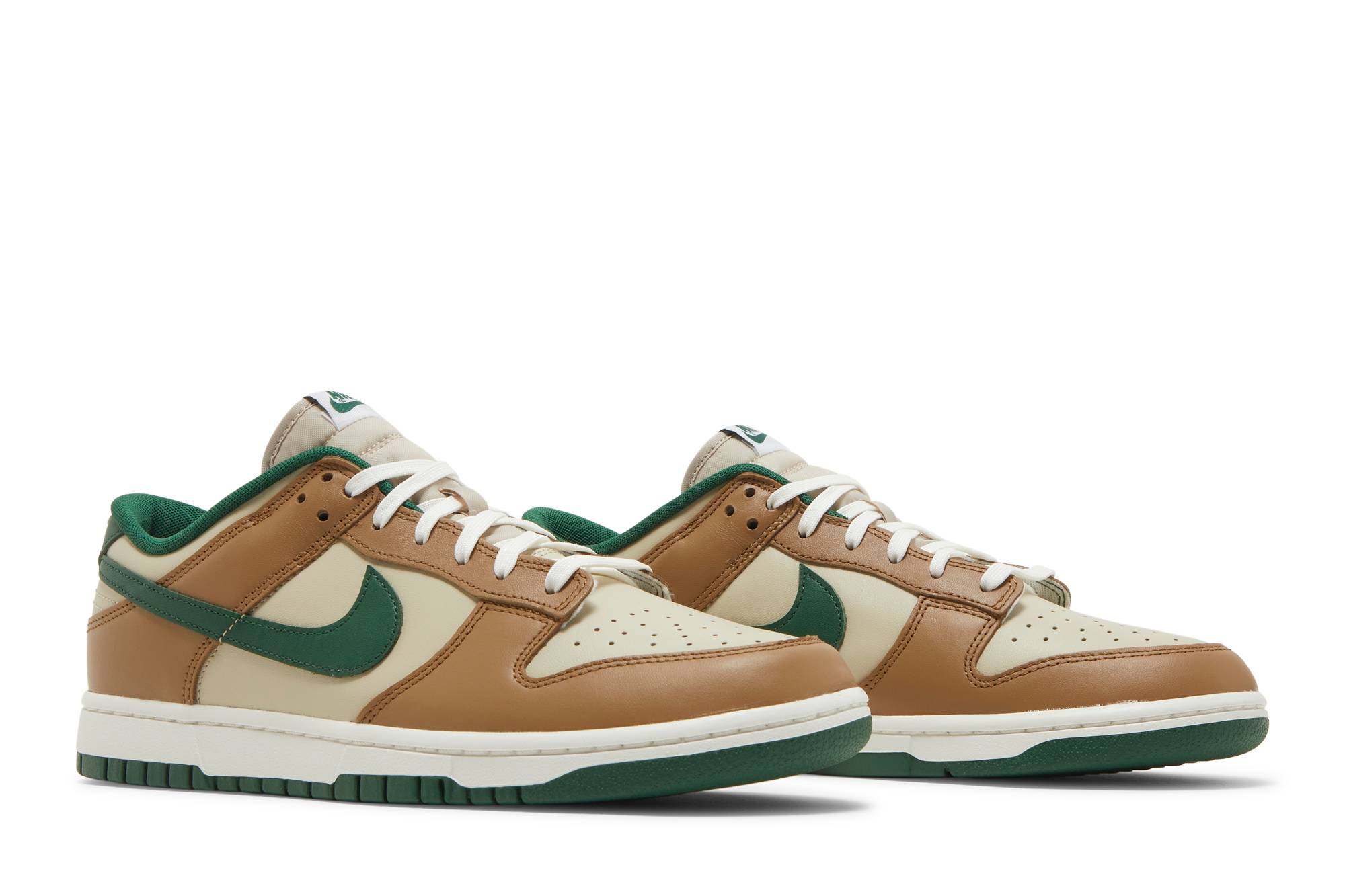 Nike Dunk Low ‚Rattan Canyon Green‘