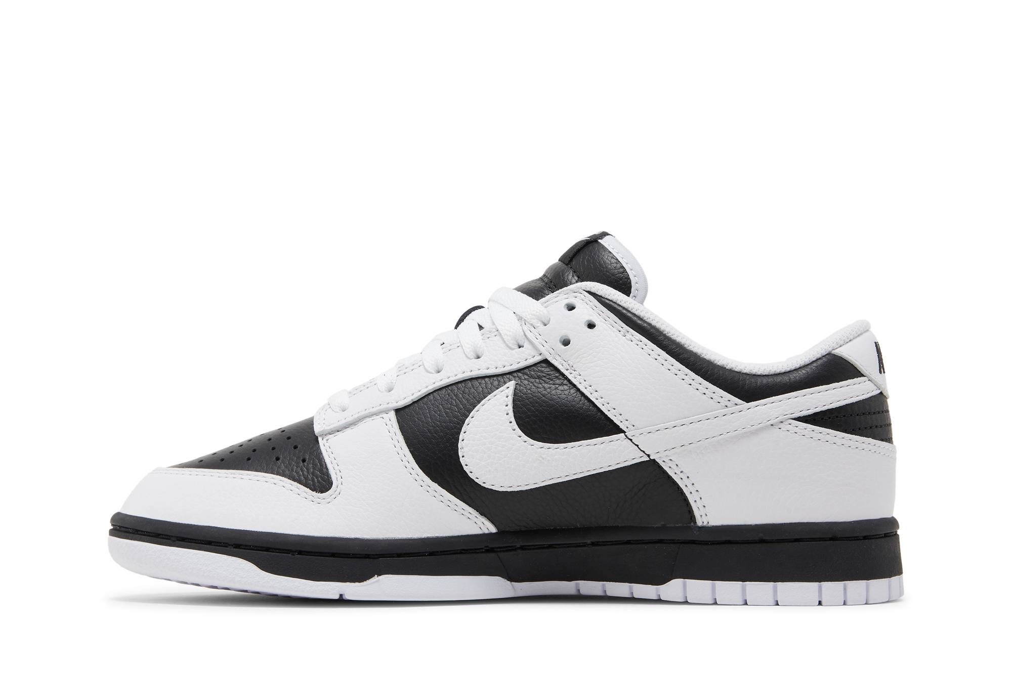 Nike Dunk Low ‚Reverse Panda‘