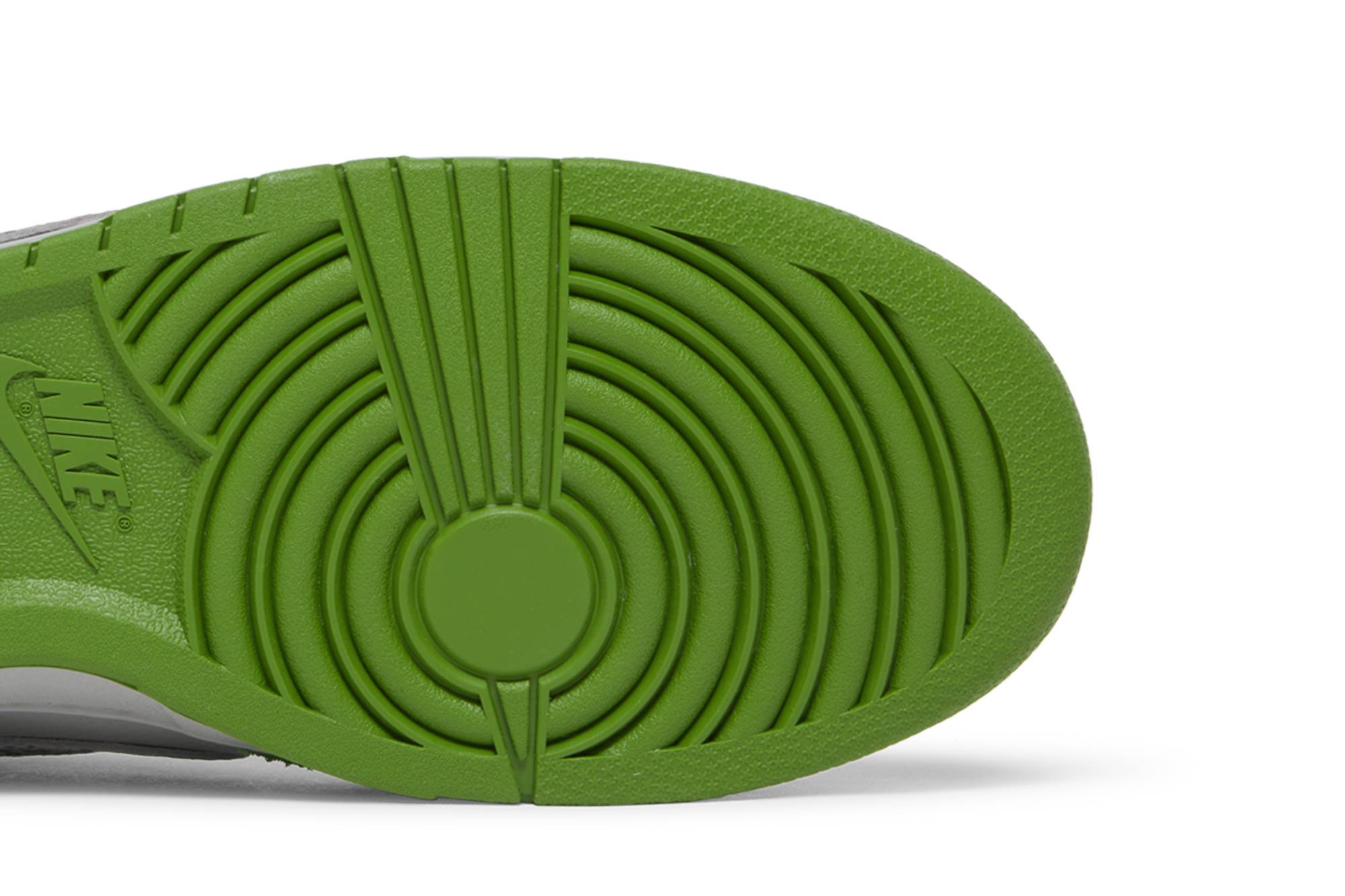 Nike Dunk Low ‚Safari Swoosh-Chlorophyll‘