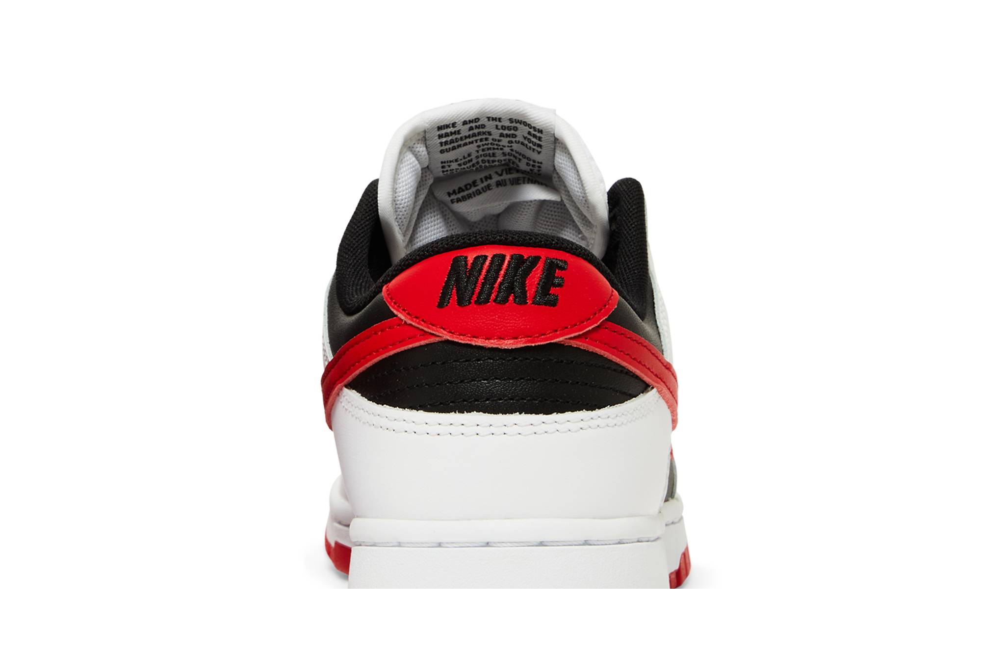 Nike Dunk Low ‚White Black Red‘