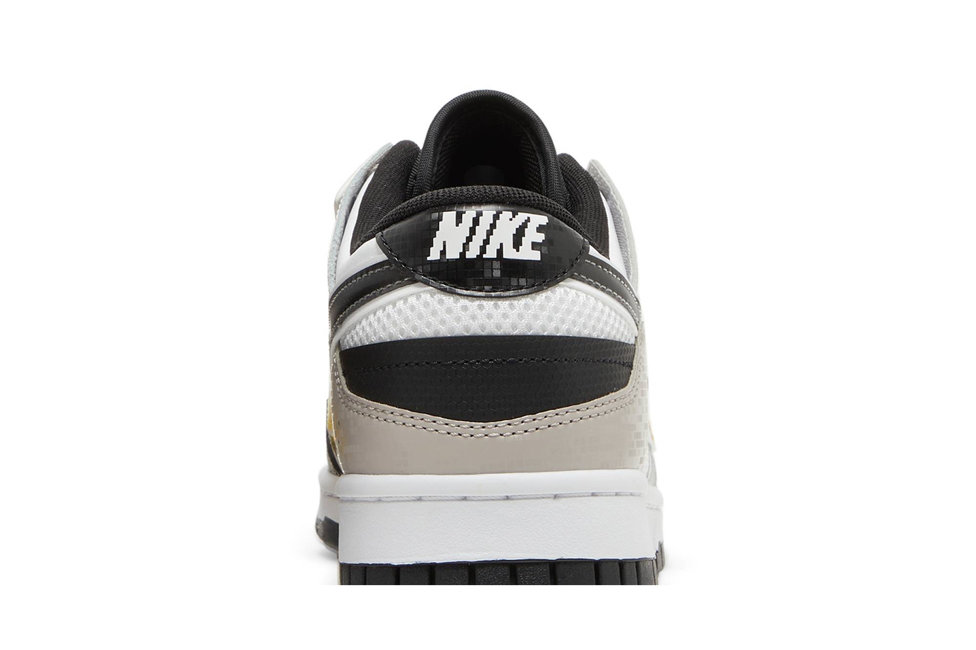 Nike Dunk Scrap ‚Mighty Swooshers‘