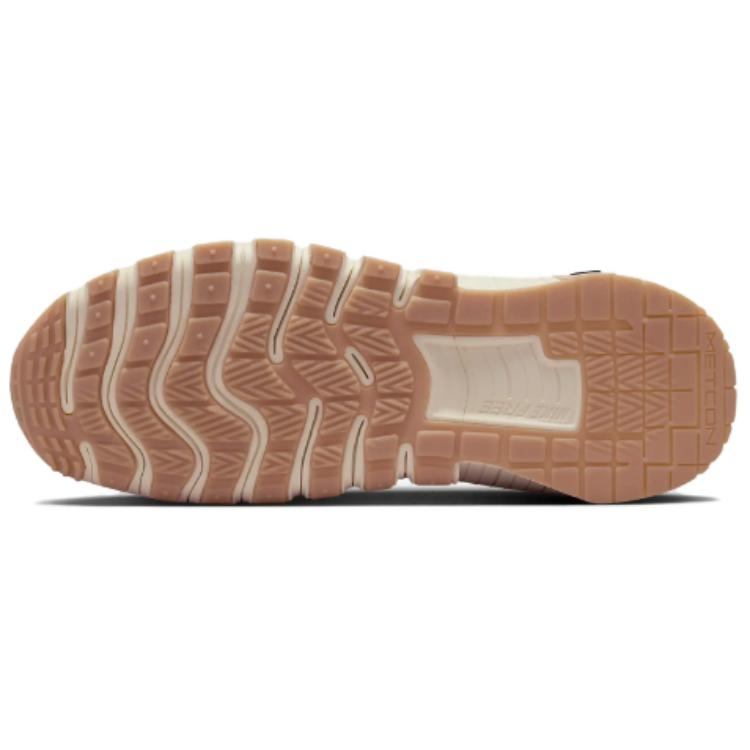 Nike Free Metcon 6 ‚Black Coconut Milk Gum‘