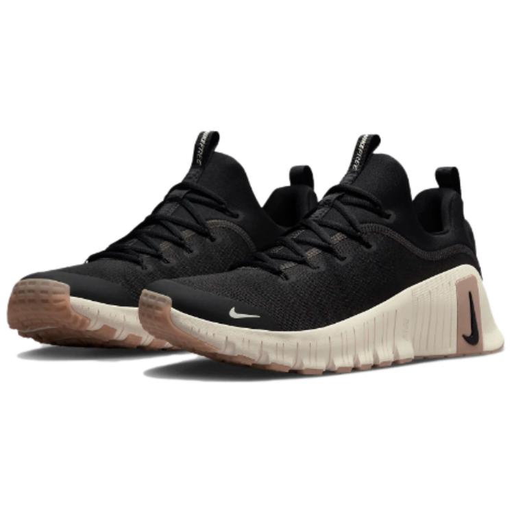 Nike Free Metcon 6 ‚Black Coconut Milk Gum‘