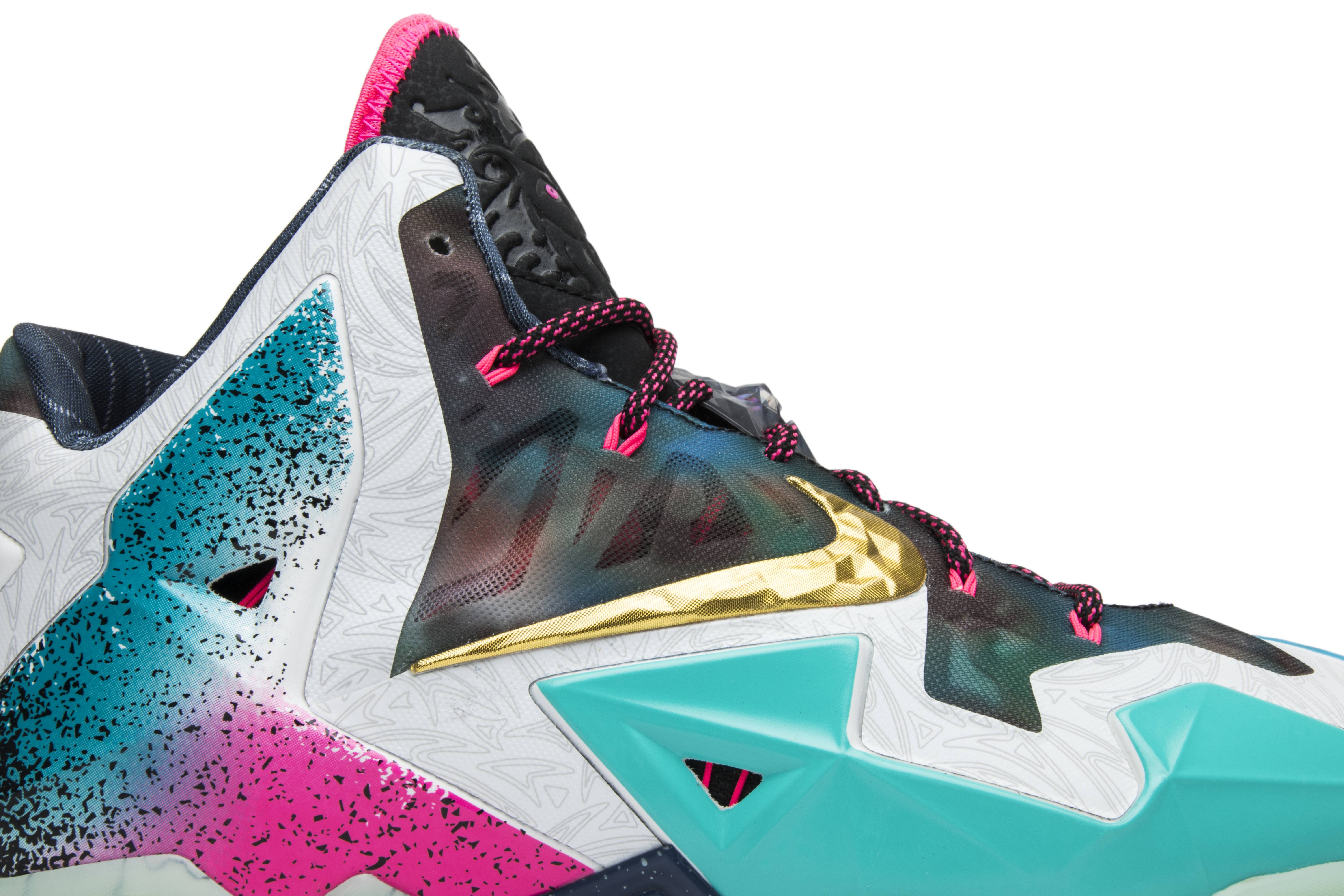 Nike LeBron 11 Premium ‚What The LeBron‘